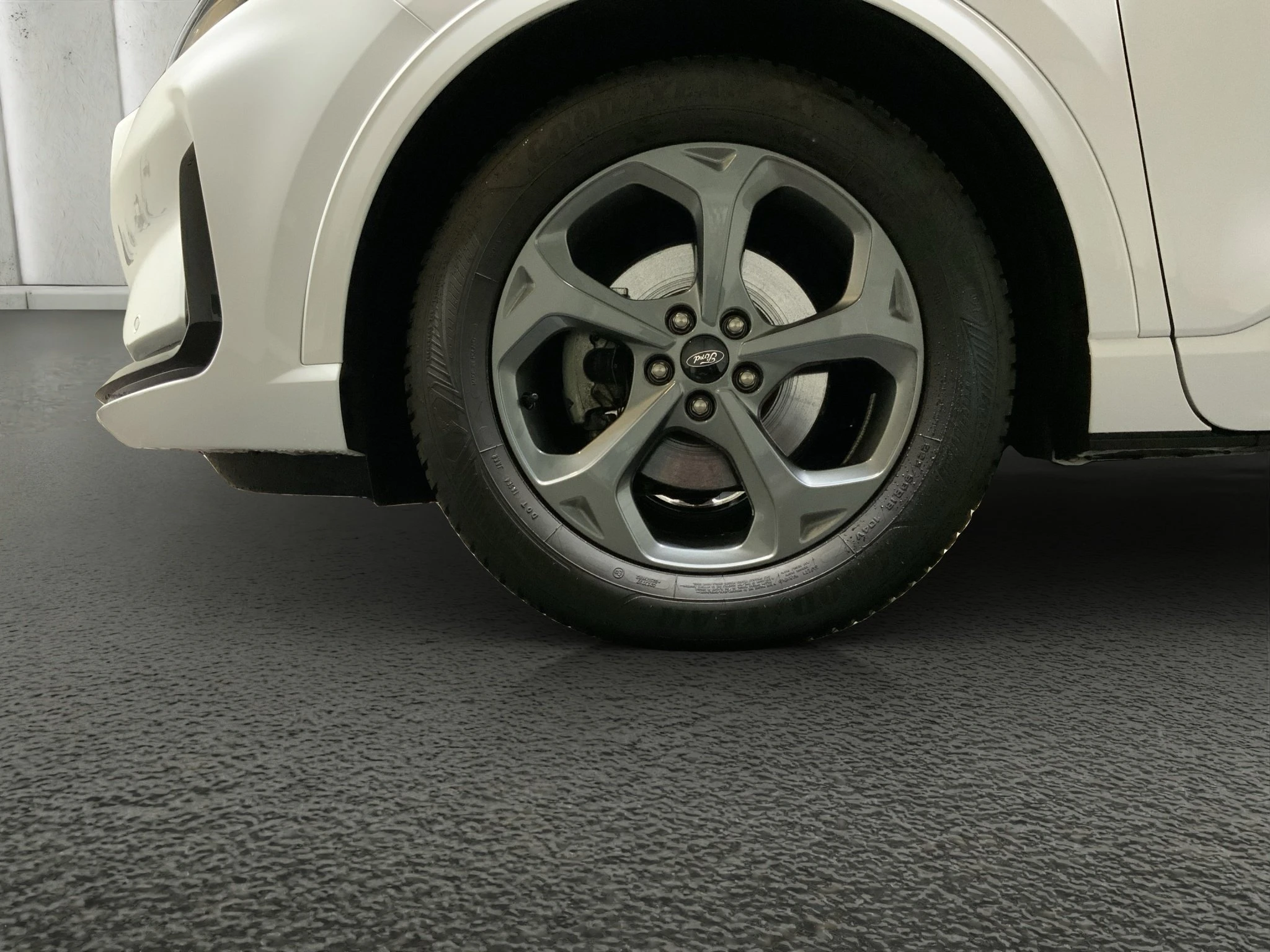 Ford-Kuga-image-8