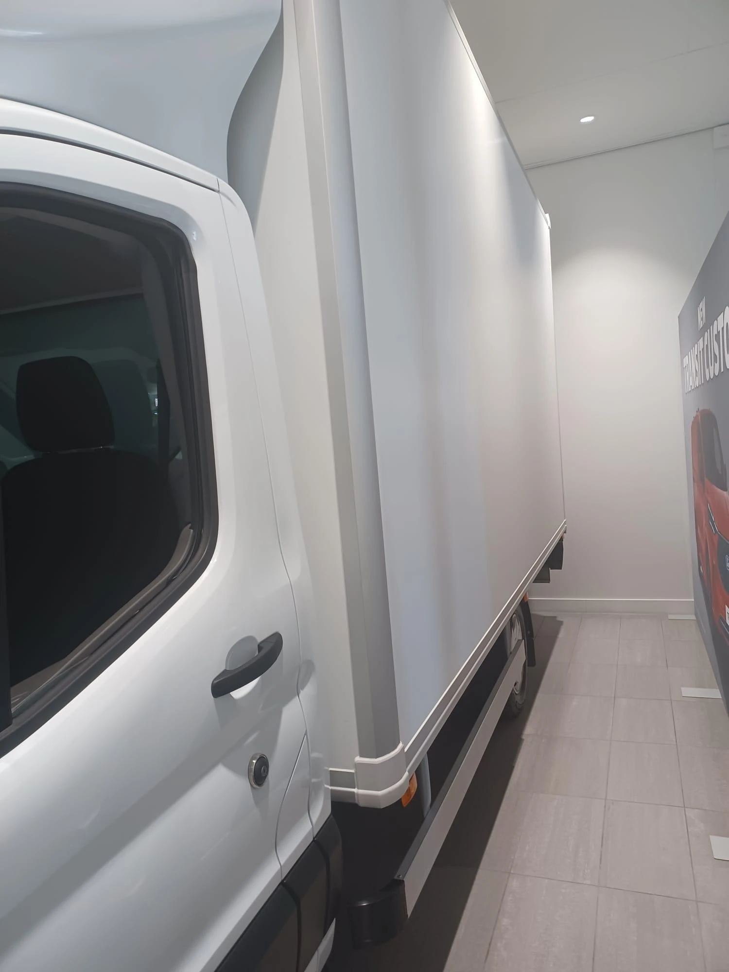 Ford Transit 350L Trend - Meubelbak met laadlift - 360 camera
