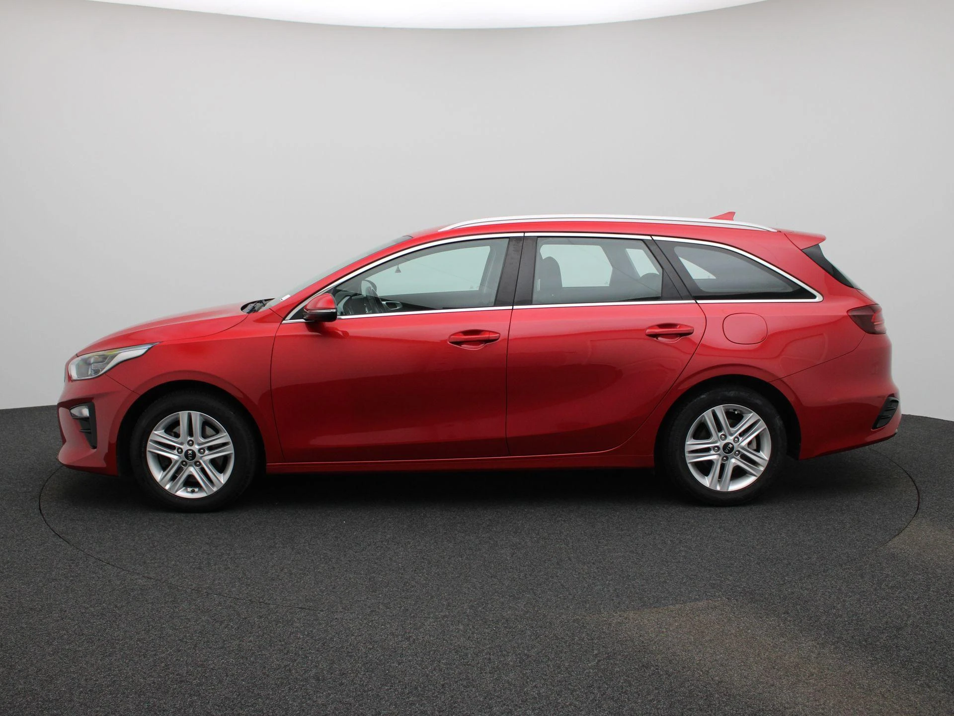 Kia-Ceed Sportswagon-image-3