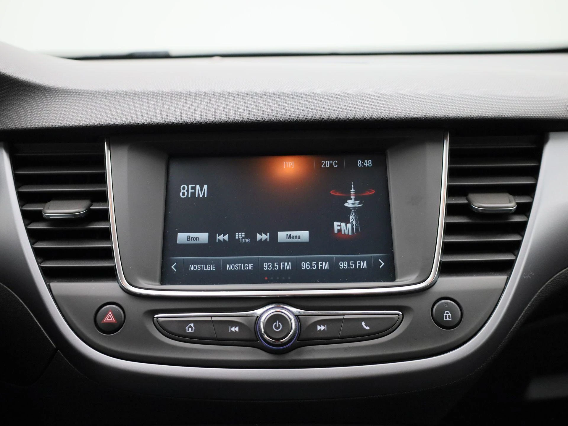 Opel-Crossland X-image-18