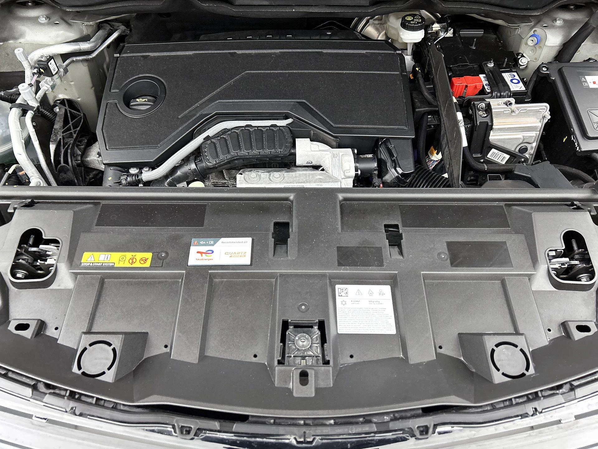 Opel Grandland 1.2 Turbo Hybrid GS