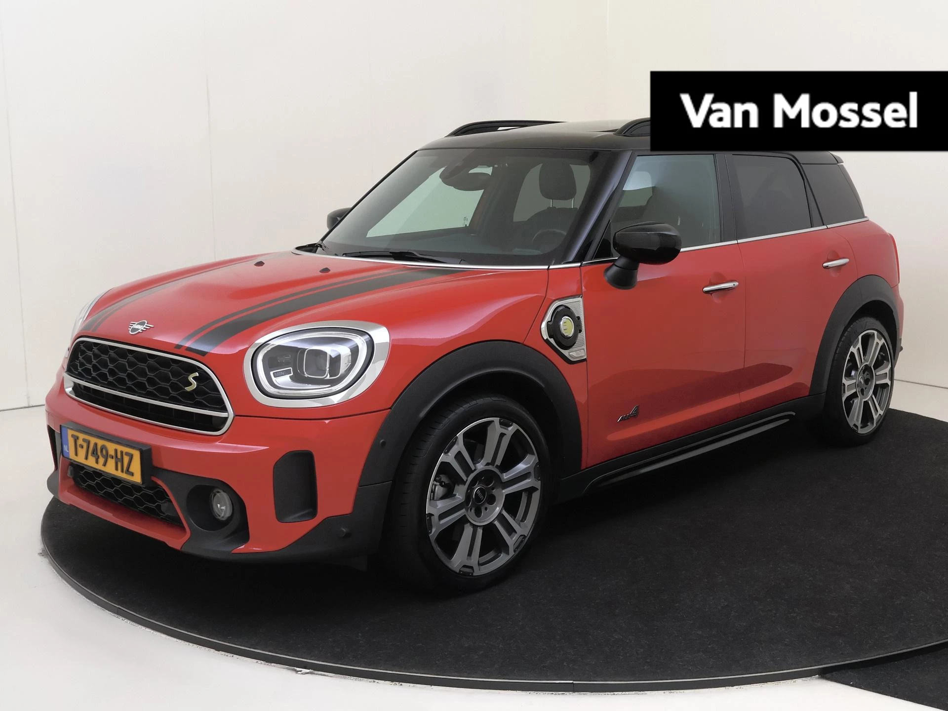 MINI-Countryman-image-0