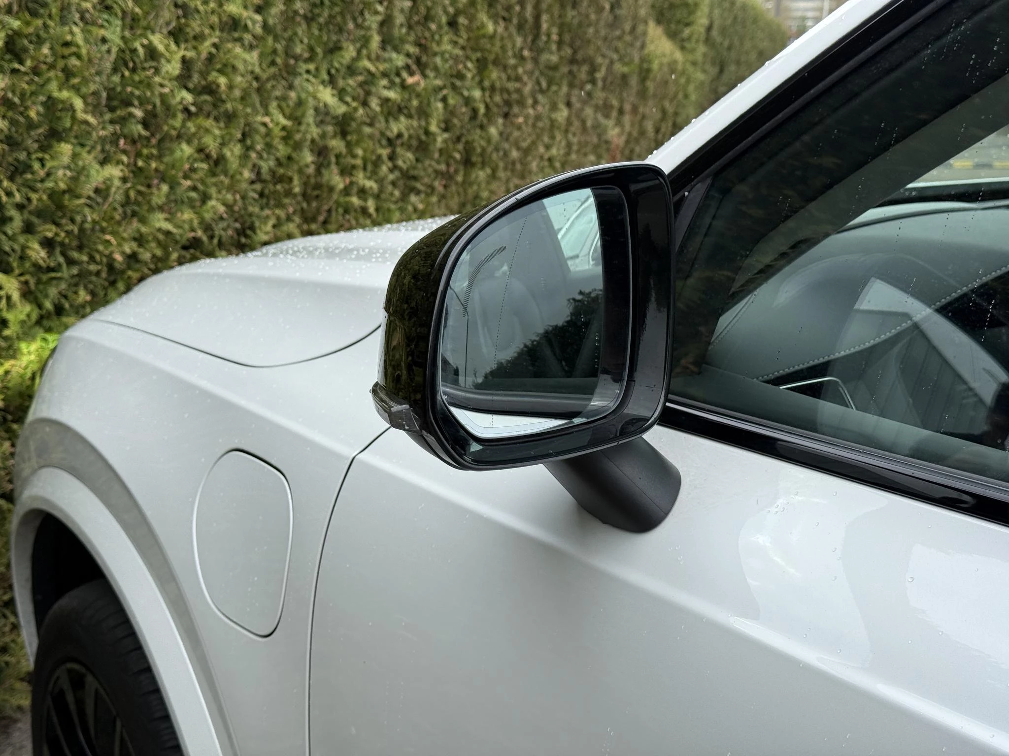 Volvo XC90 T8 Plug-in hybrid AWD Ultra Dark