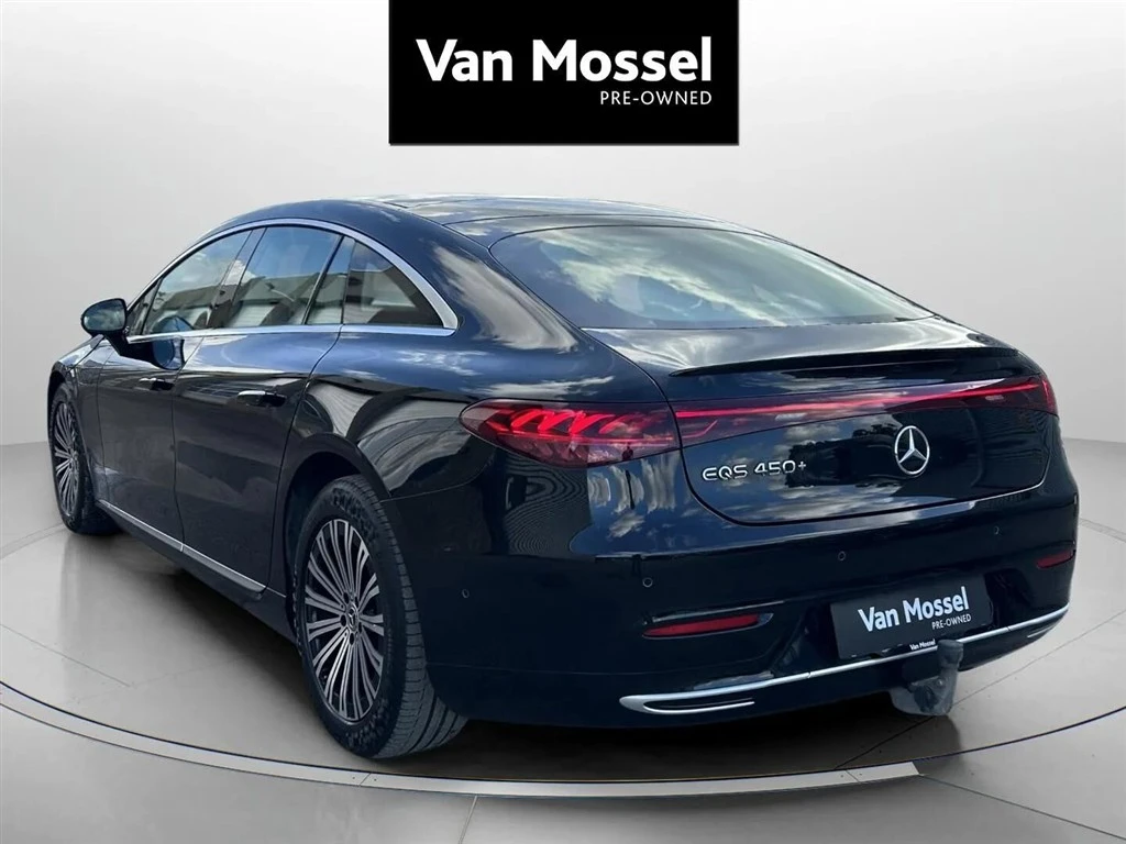 Mercedes-Benz-EQS-image-6