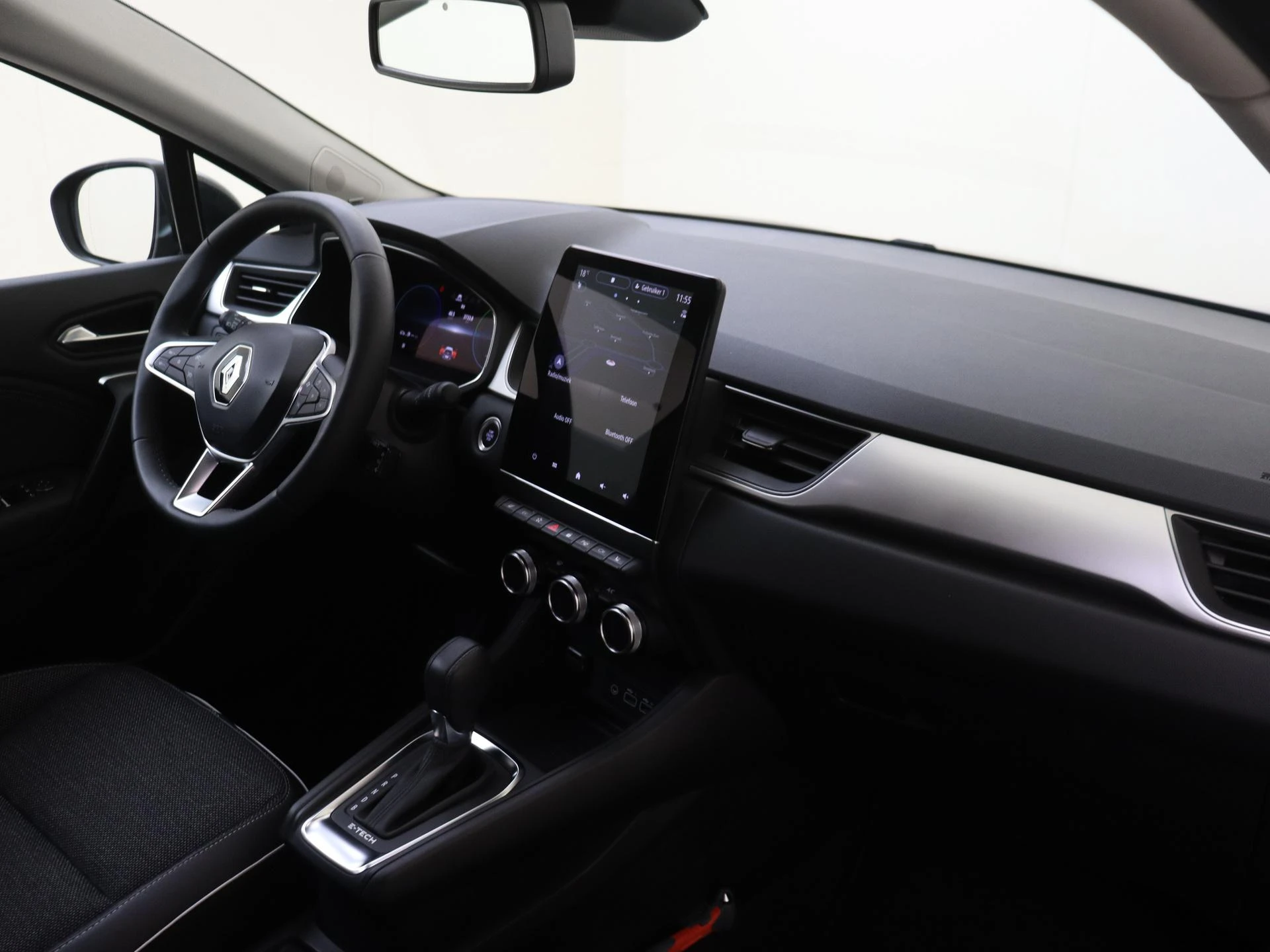Renault-Captur-image-4