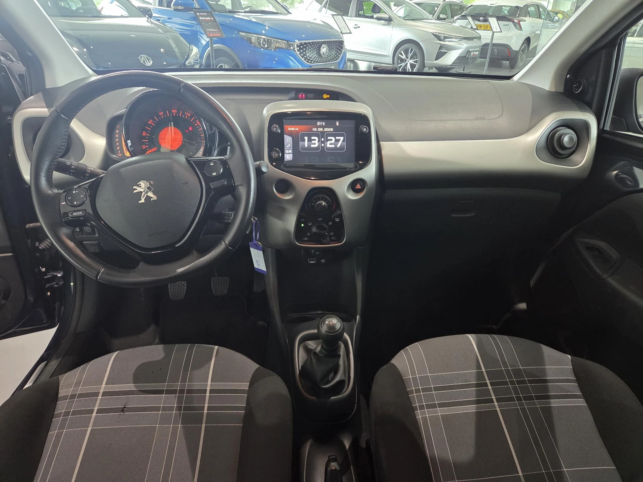 Peugeot-108-image-7