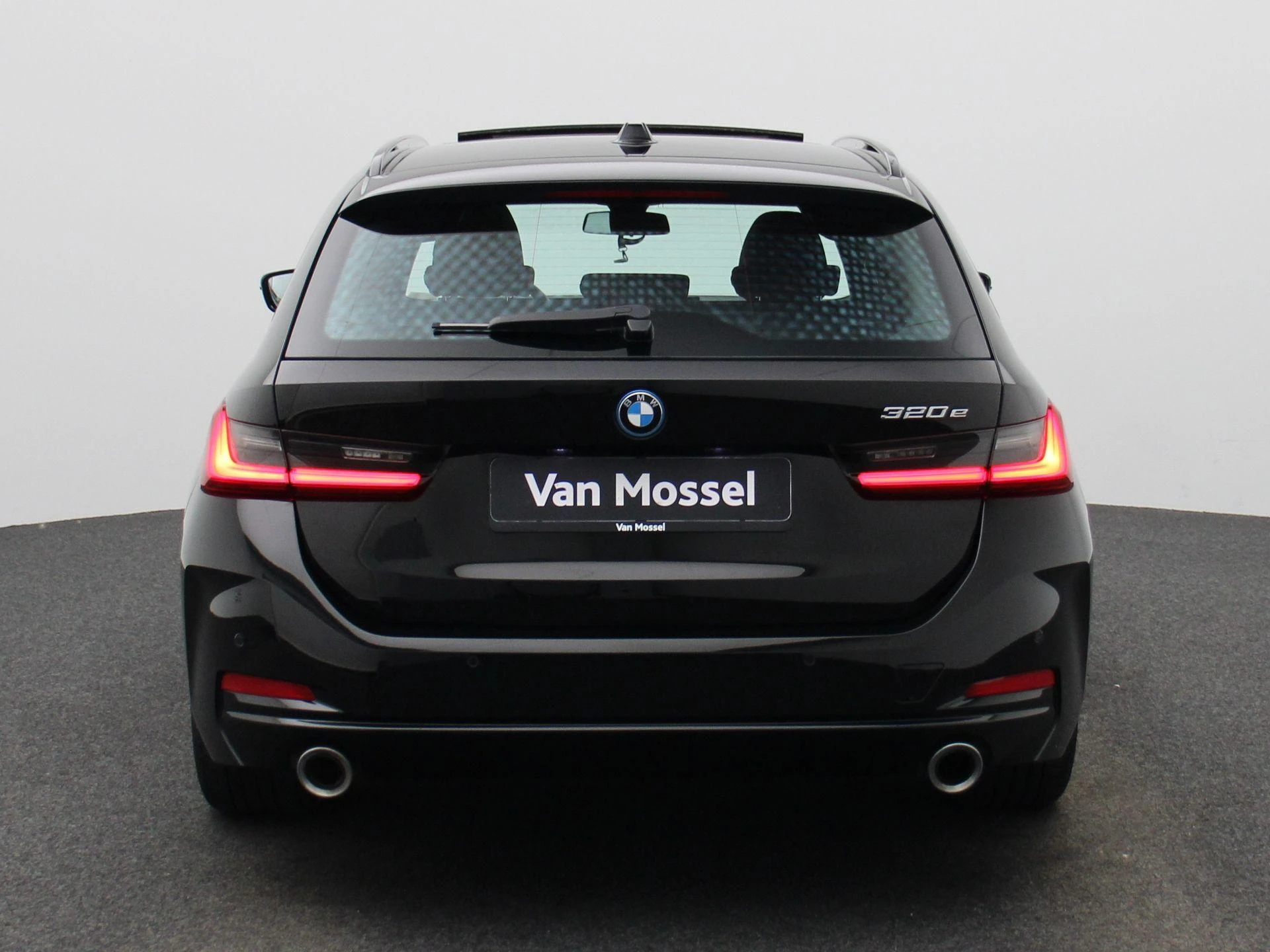 BMW-3 Serie-image-4