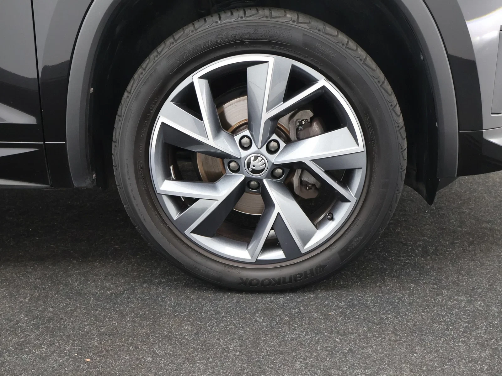 Škoda Kodiaq Kodiaq Sportline 1.5TSI 150PK *AUTOMAAT*7 ZITPLAATSEN*PANODAK*TREKHAAK*LEDER*ALCANTARA*SPORTZETELS*C