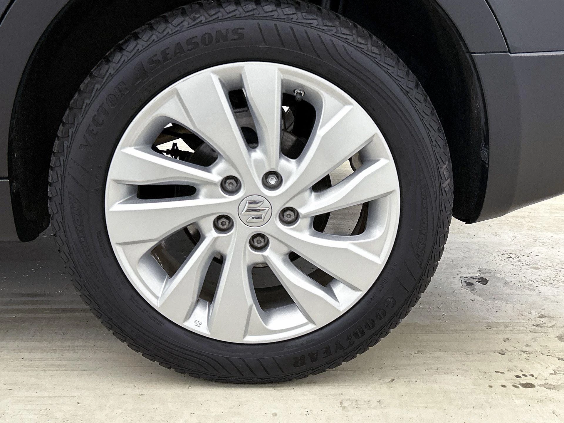 Suzuki-S-Cross-image-21