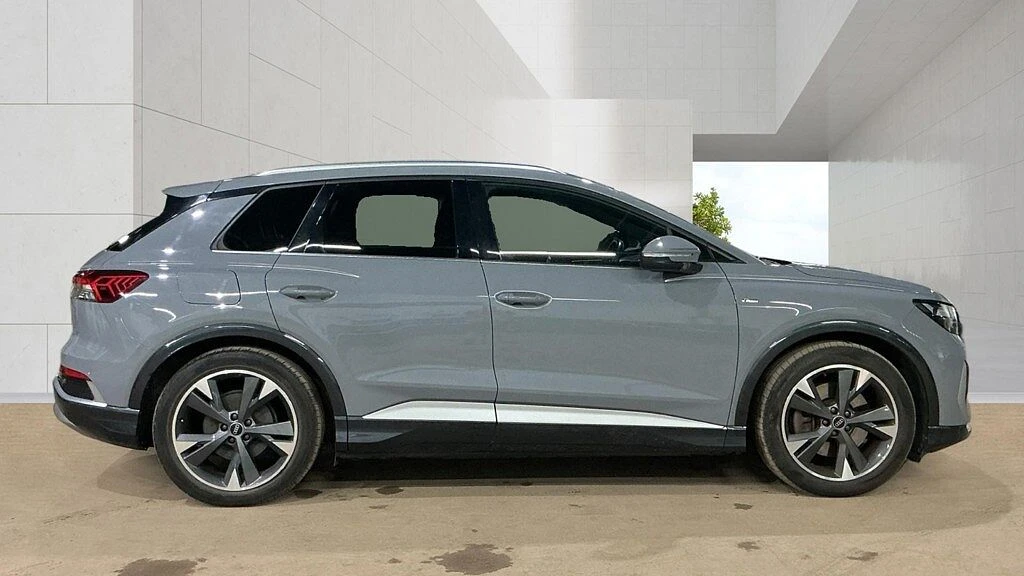 Audi-Q4 e-tron-image-3