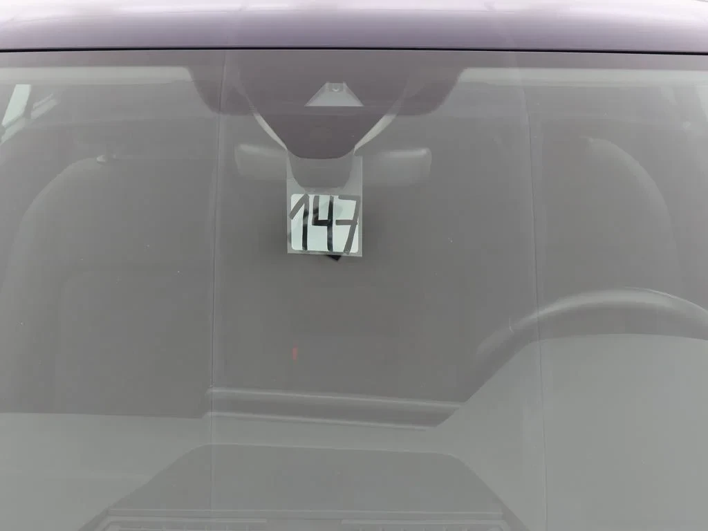 Volkswagen-Golf-image-8