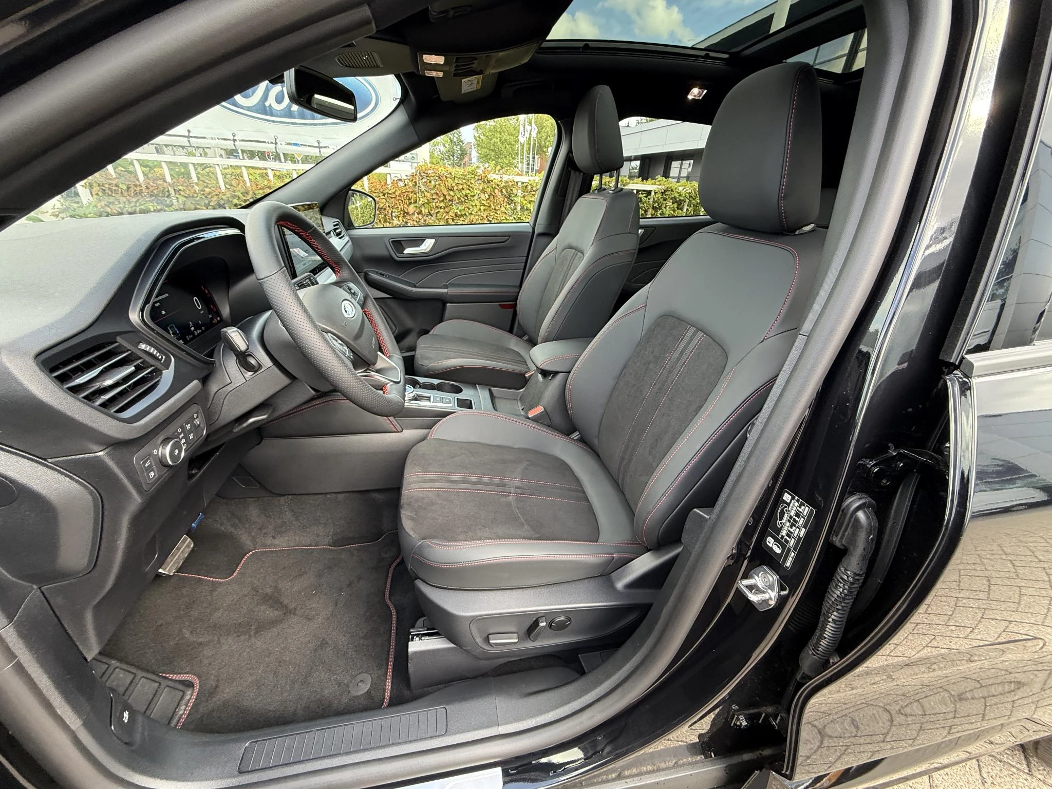 Ford-Kuga-image-15