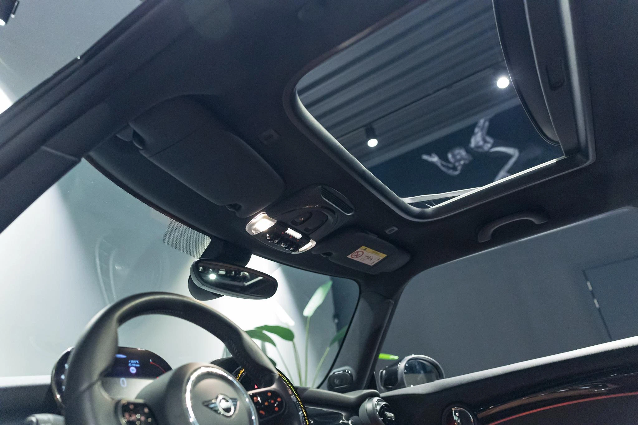 MINI-Cooper-image-25