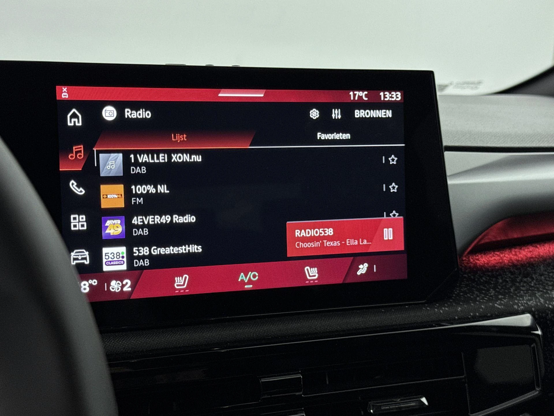 Renault-Clio-image-6