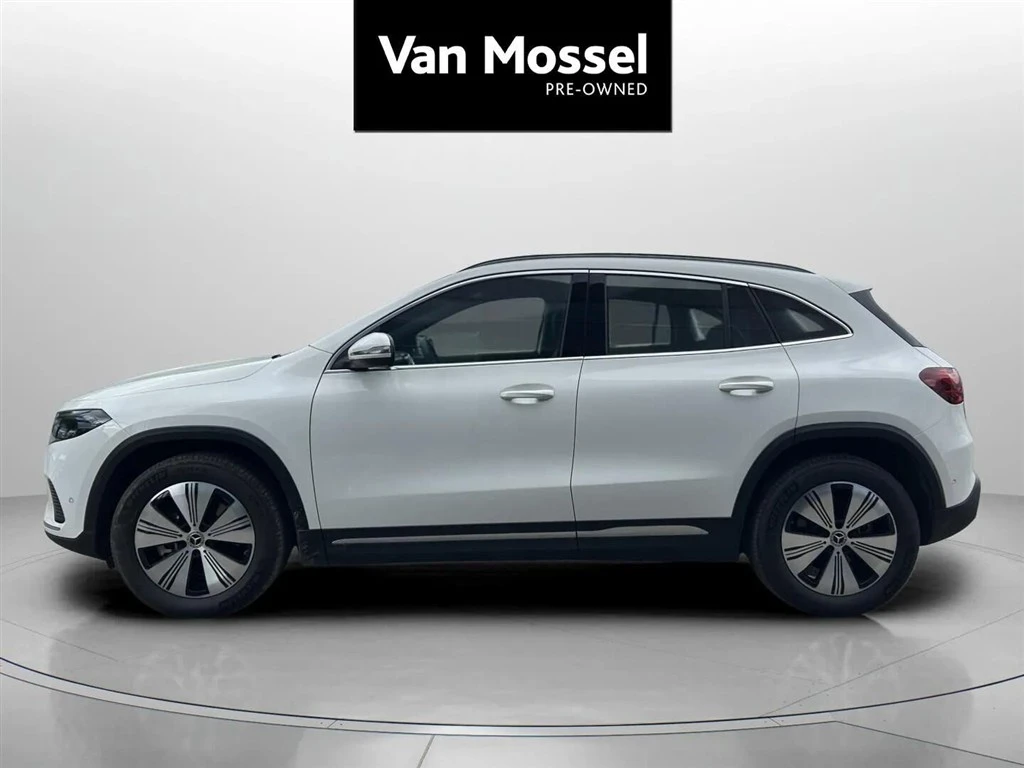 Mercedes-Benz-EQA-image-7