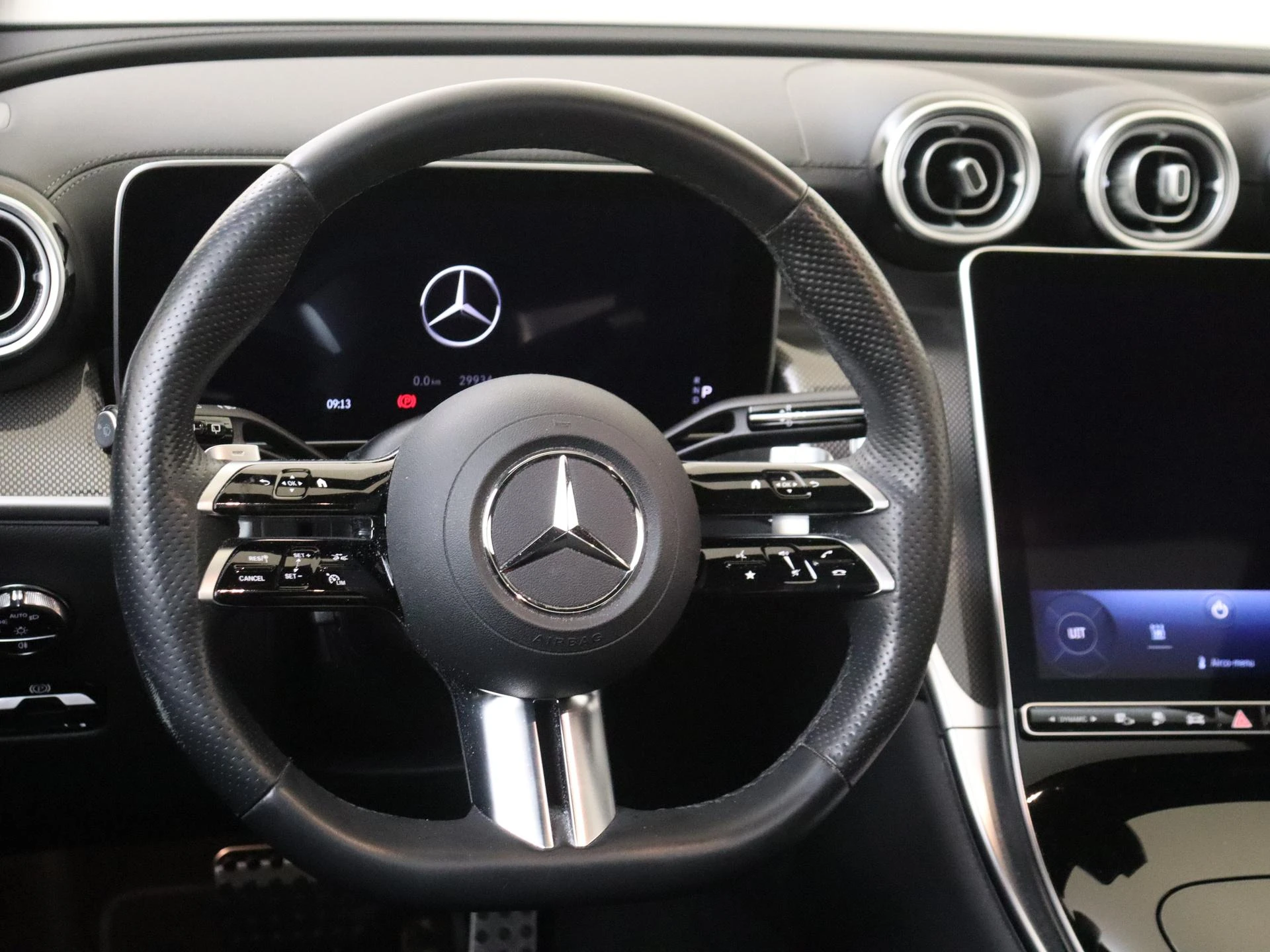 Mercedes-Benz-GLC-image-9