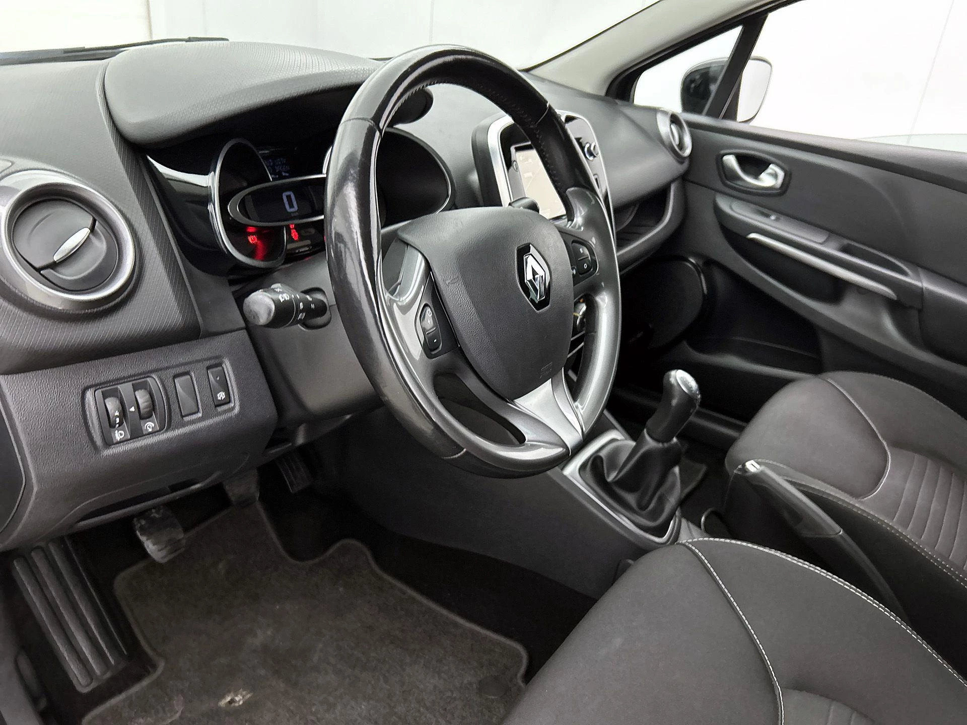 Renault Clio 0.9 TCe Eco2 Limited