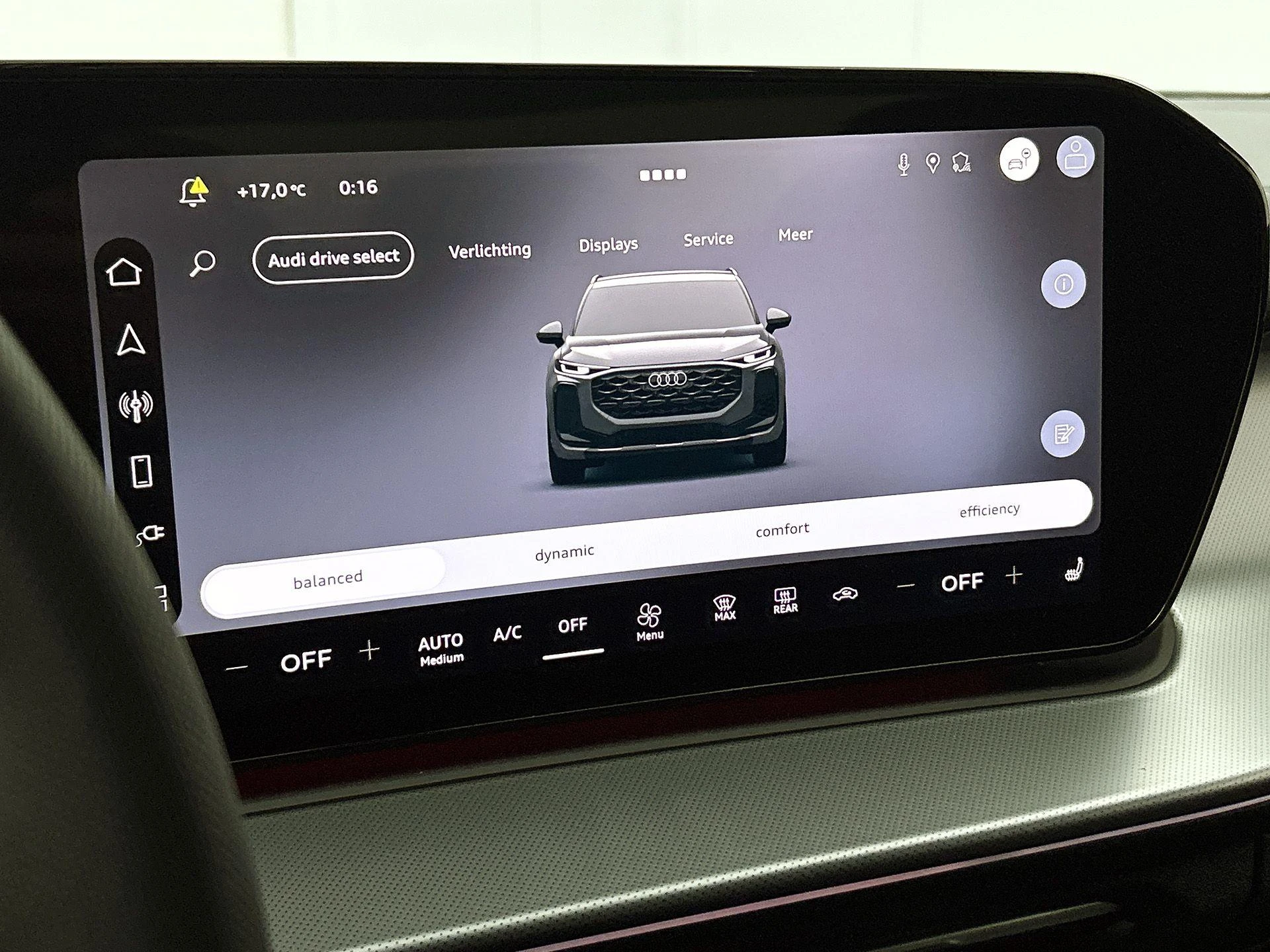 Audi-Q3-image-18