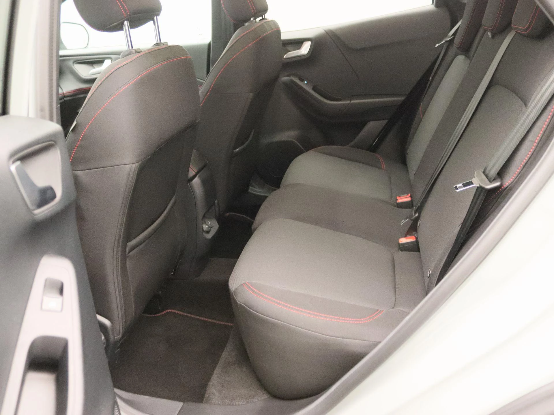 Ford-Puma-image-13