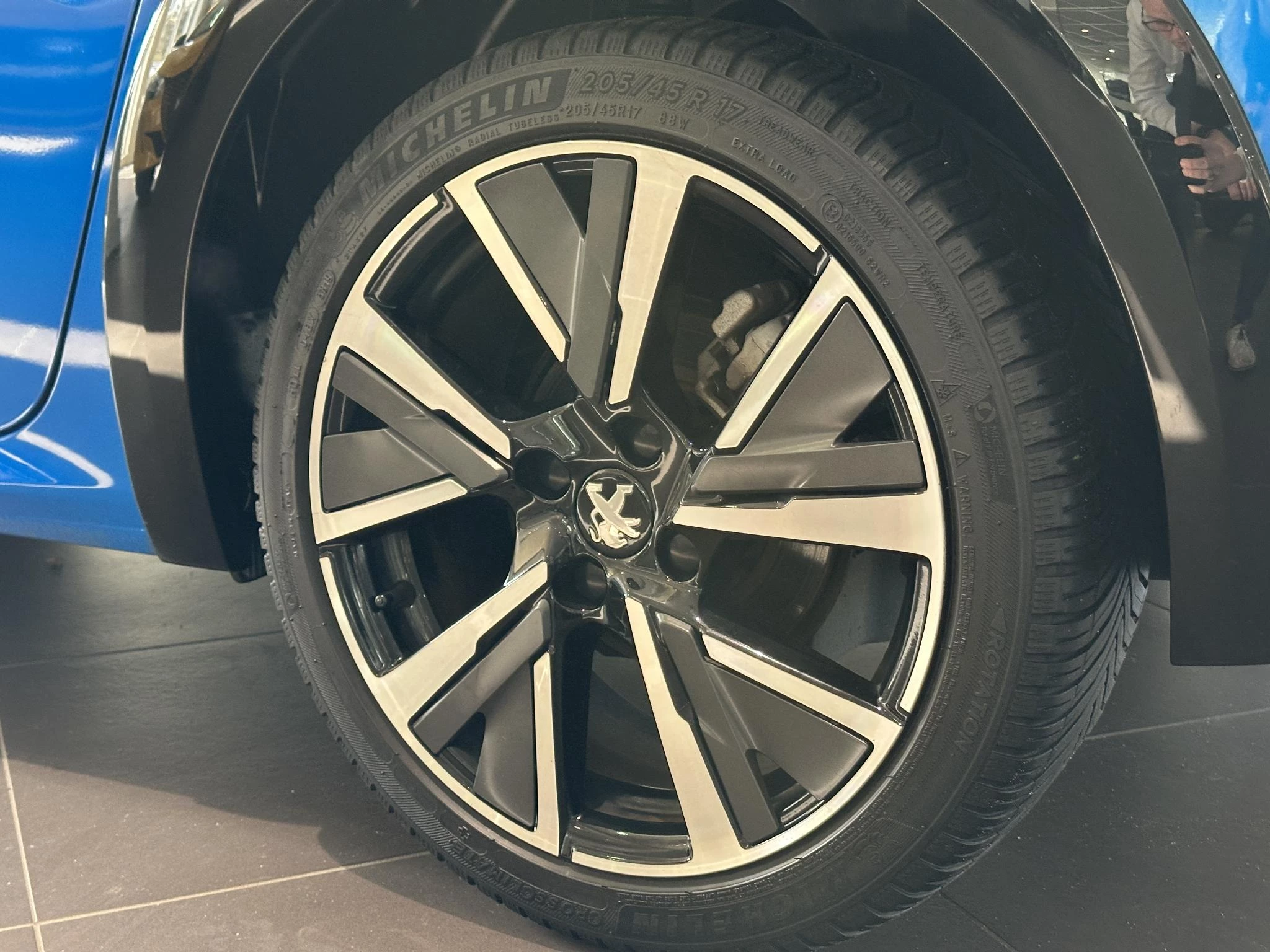 Peugeot-208-image-13