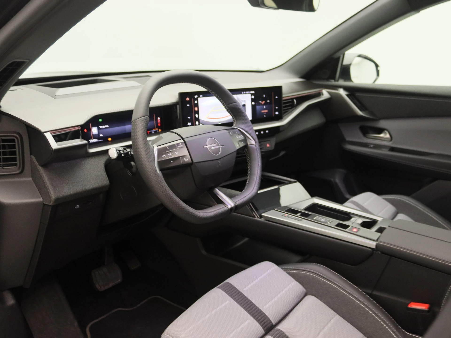 Opel-Grandland-image-22