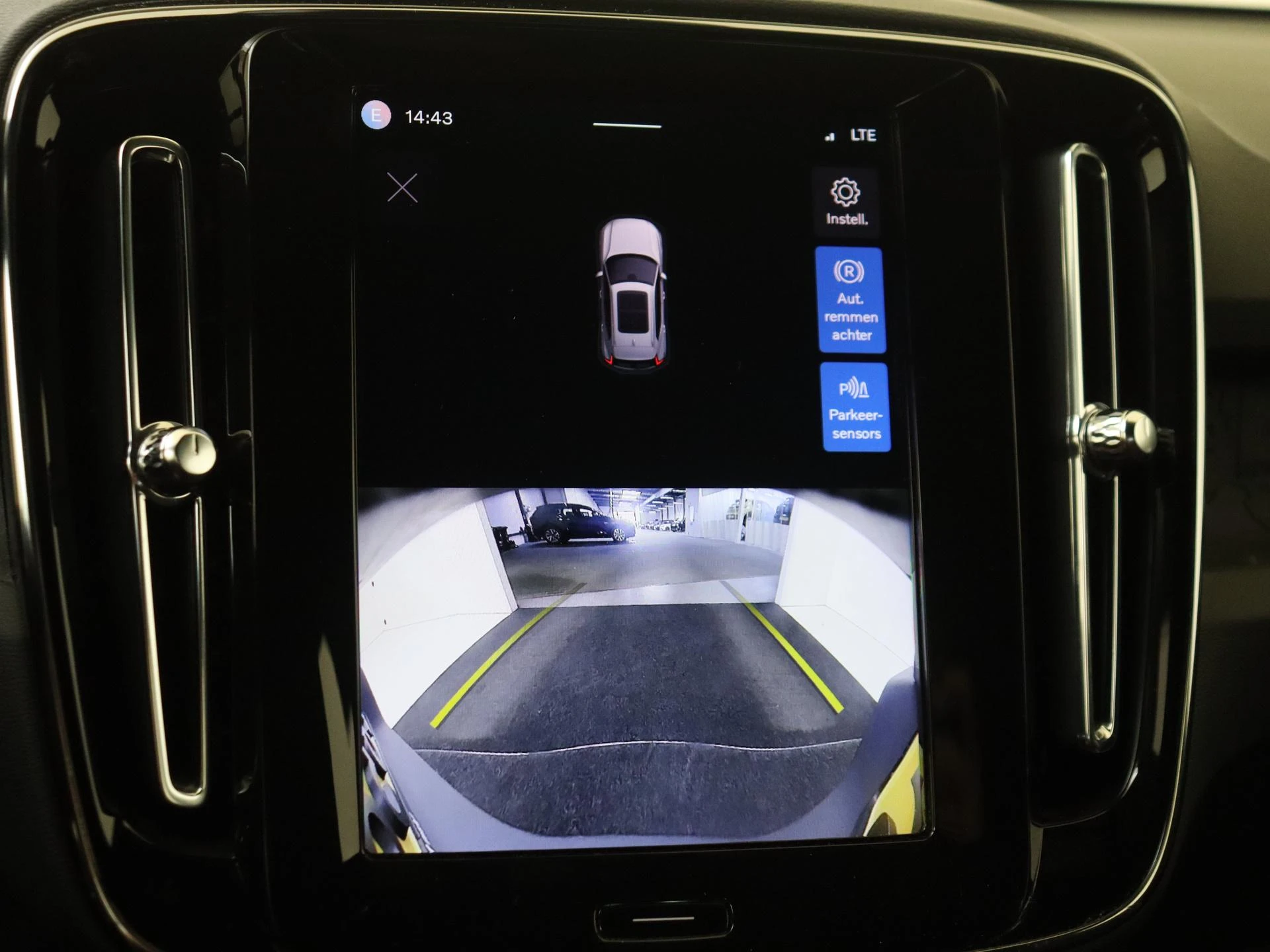 Volvo-XC40-image-18