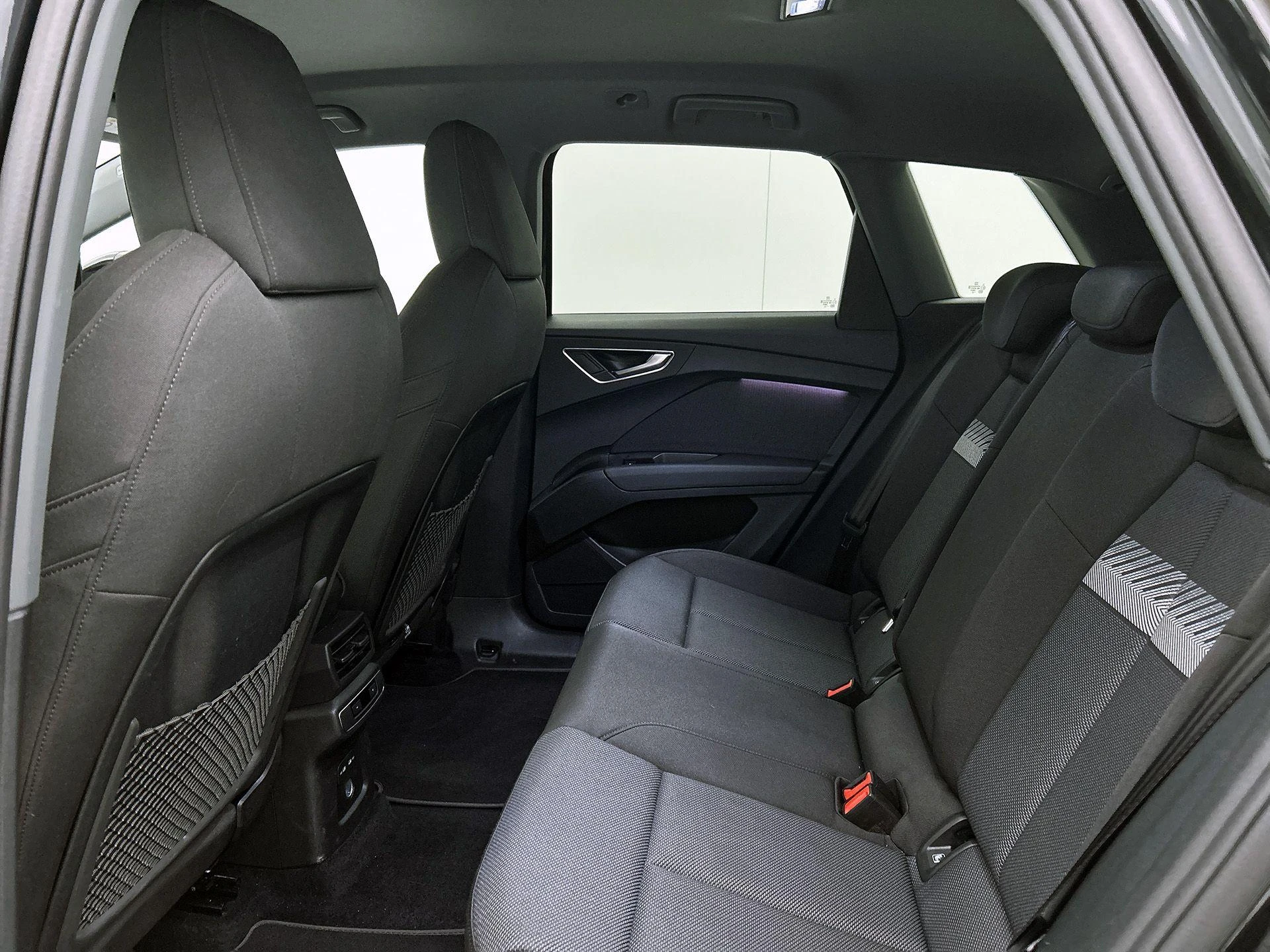 Audi-Q4 e-tron-image-26