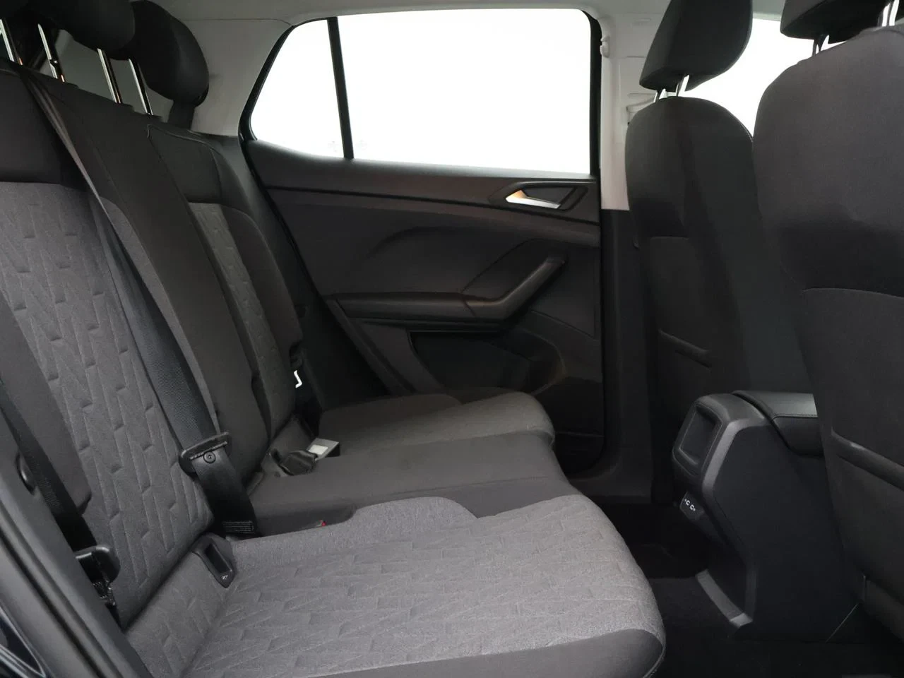 Volkswagen-T-Cross-image-24