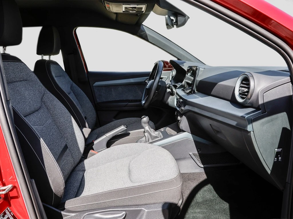 SEAT-Arona-image-6