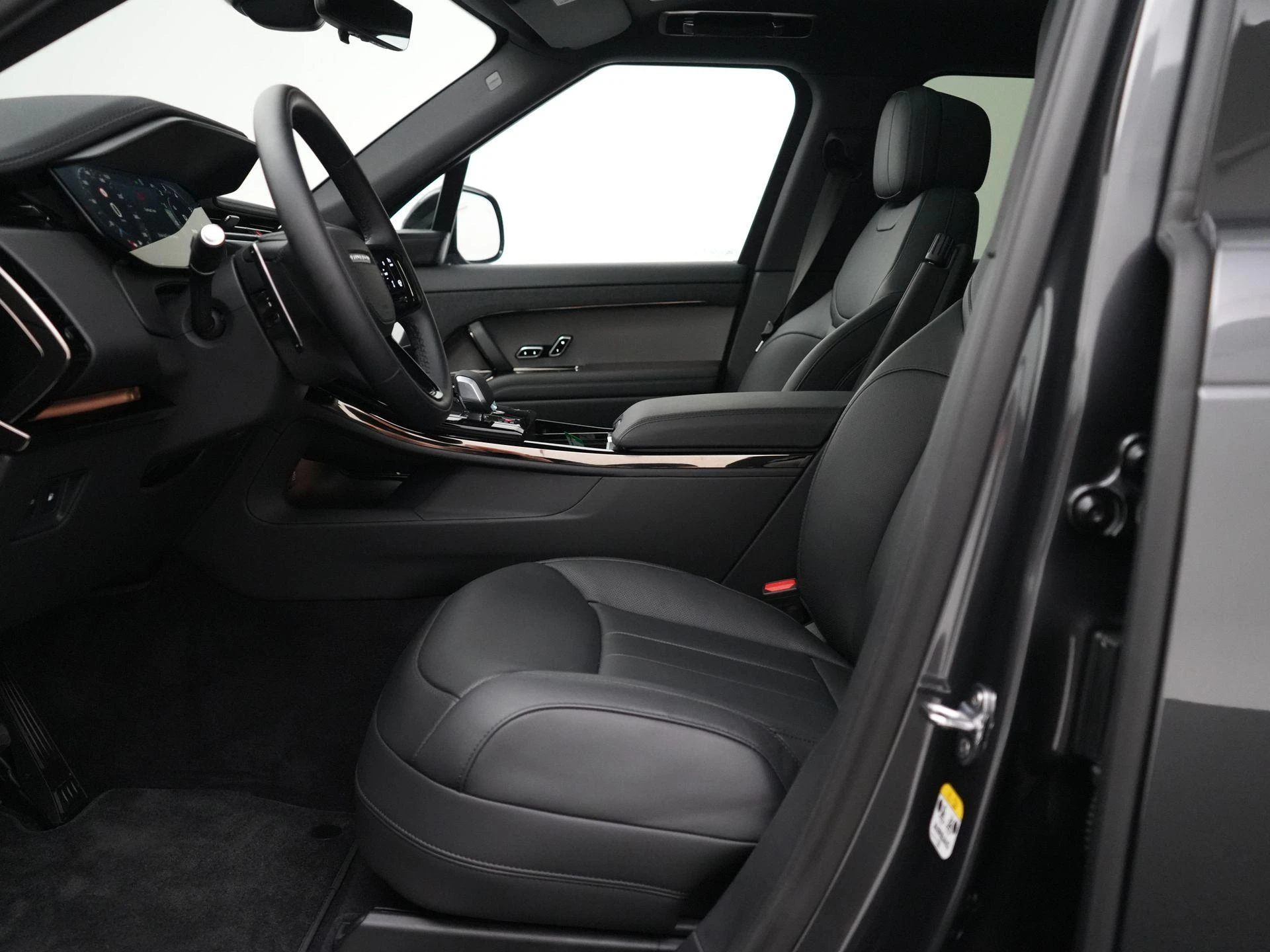 Land Rover-Range Rover Sport-image-40