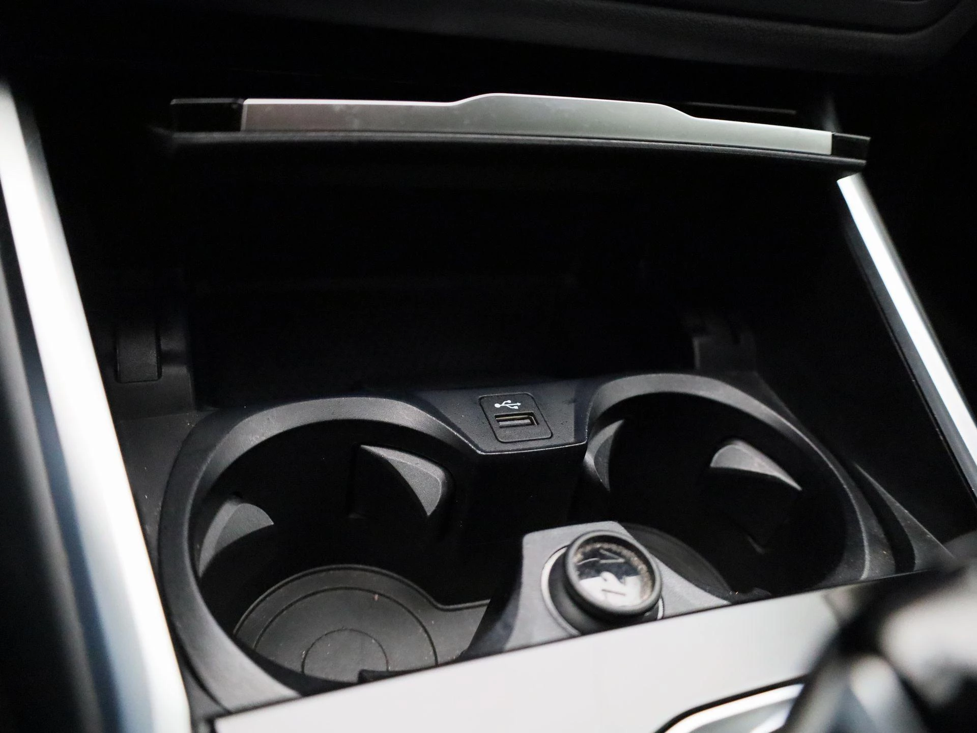 BMW-3 Serie-image-27