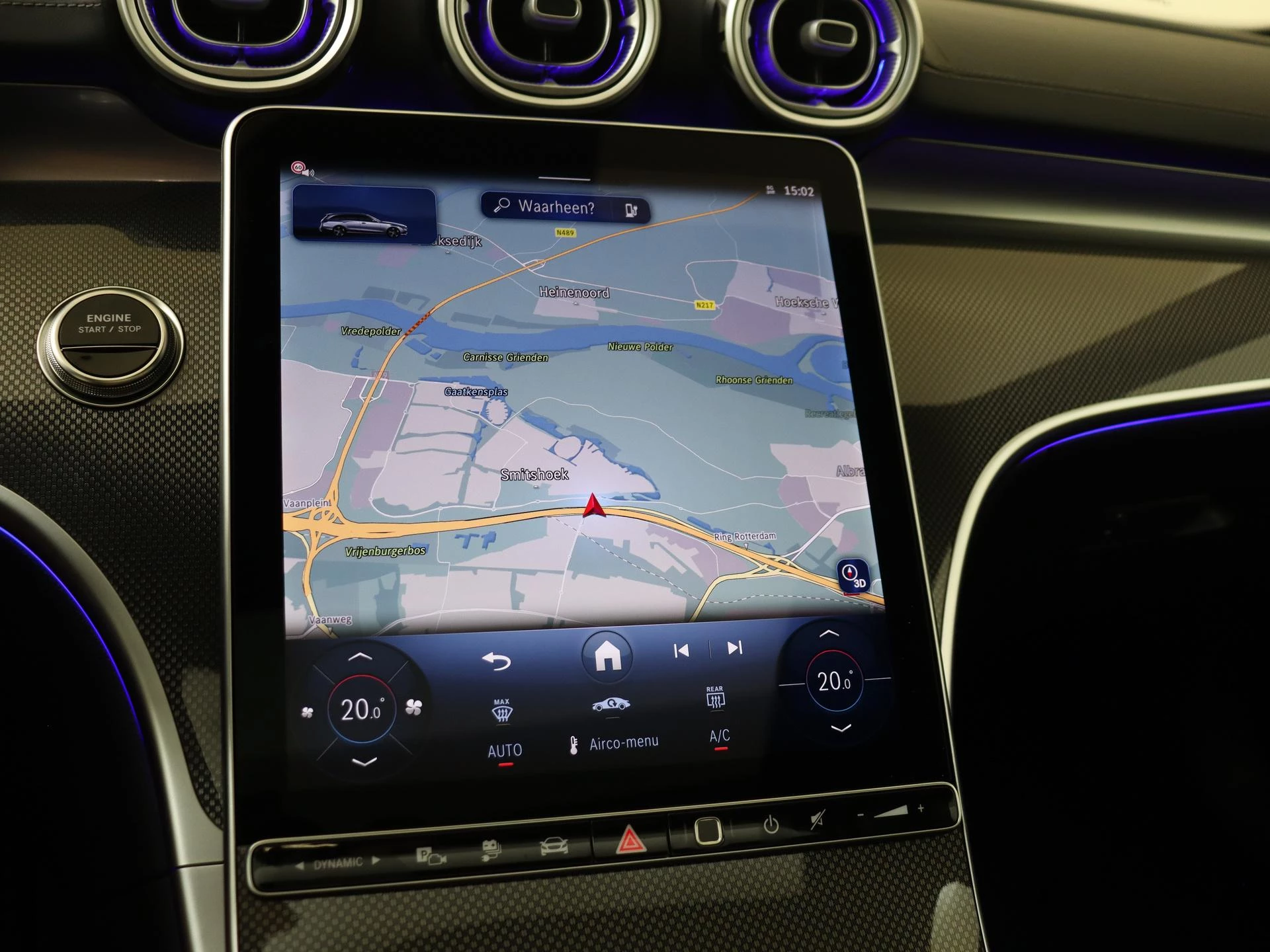 Mercedes-Benz-C-Klasse-image-16