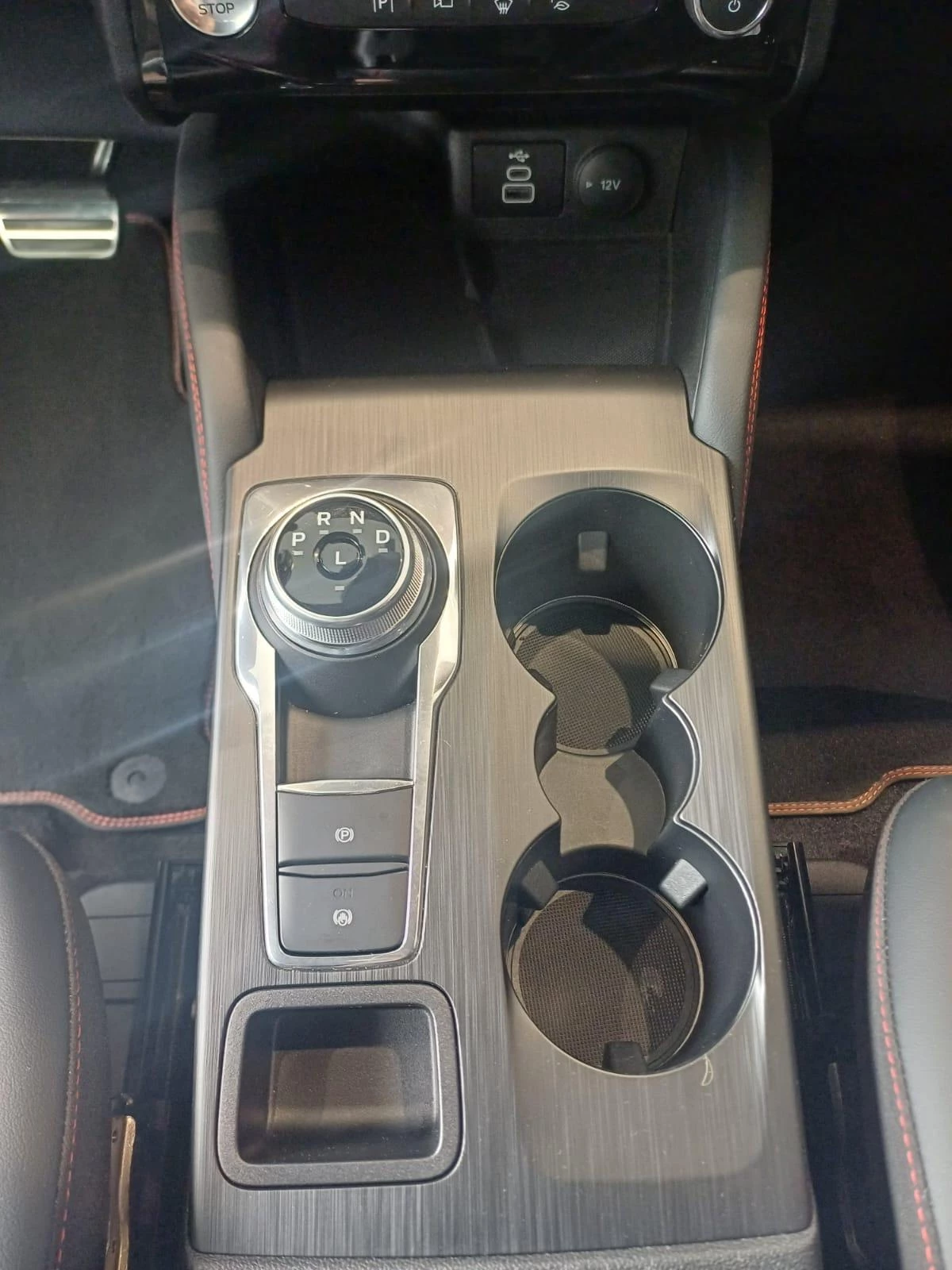Ford Kuga LCI - ST Line X