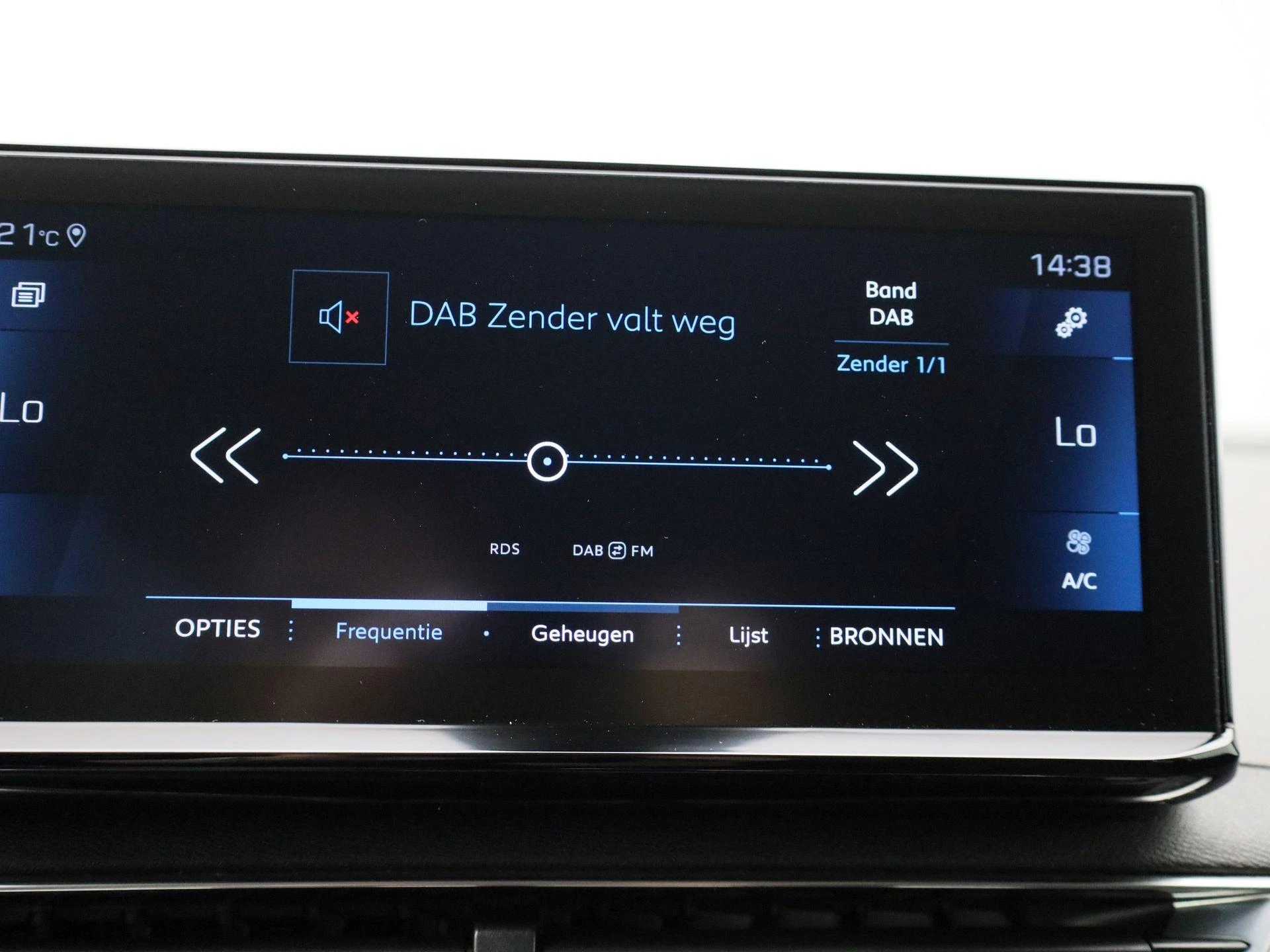 Peugeot-3008-image-14