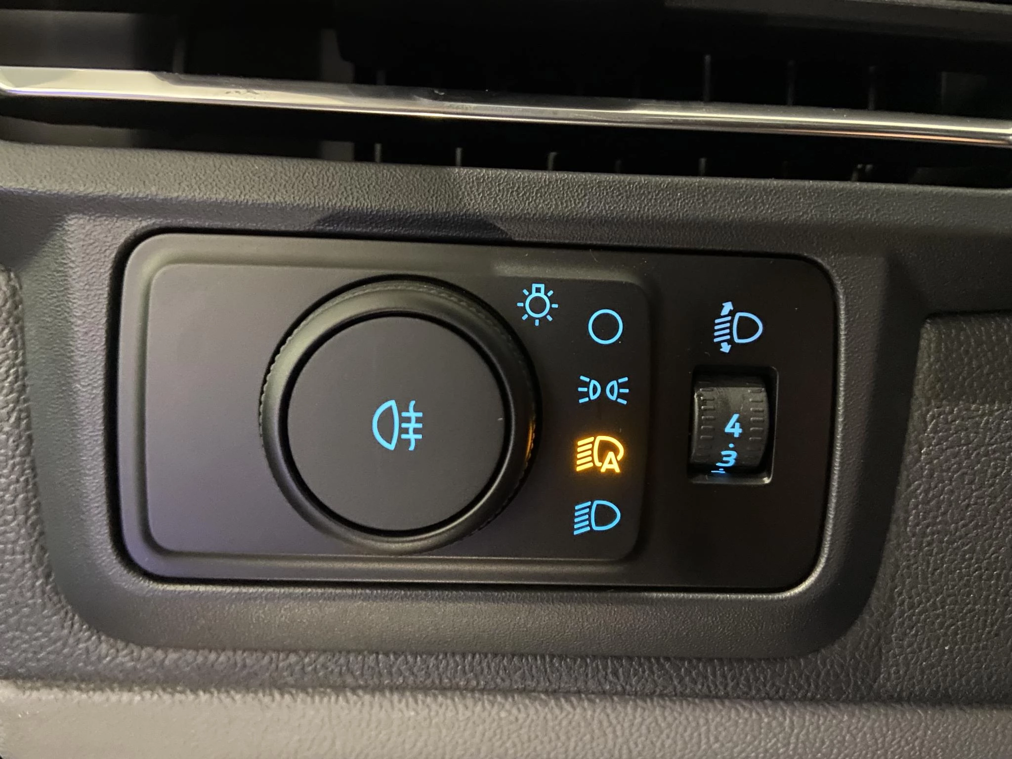 Ford-E-Transit Custom-image-20