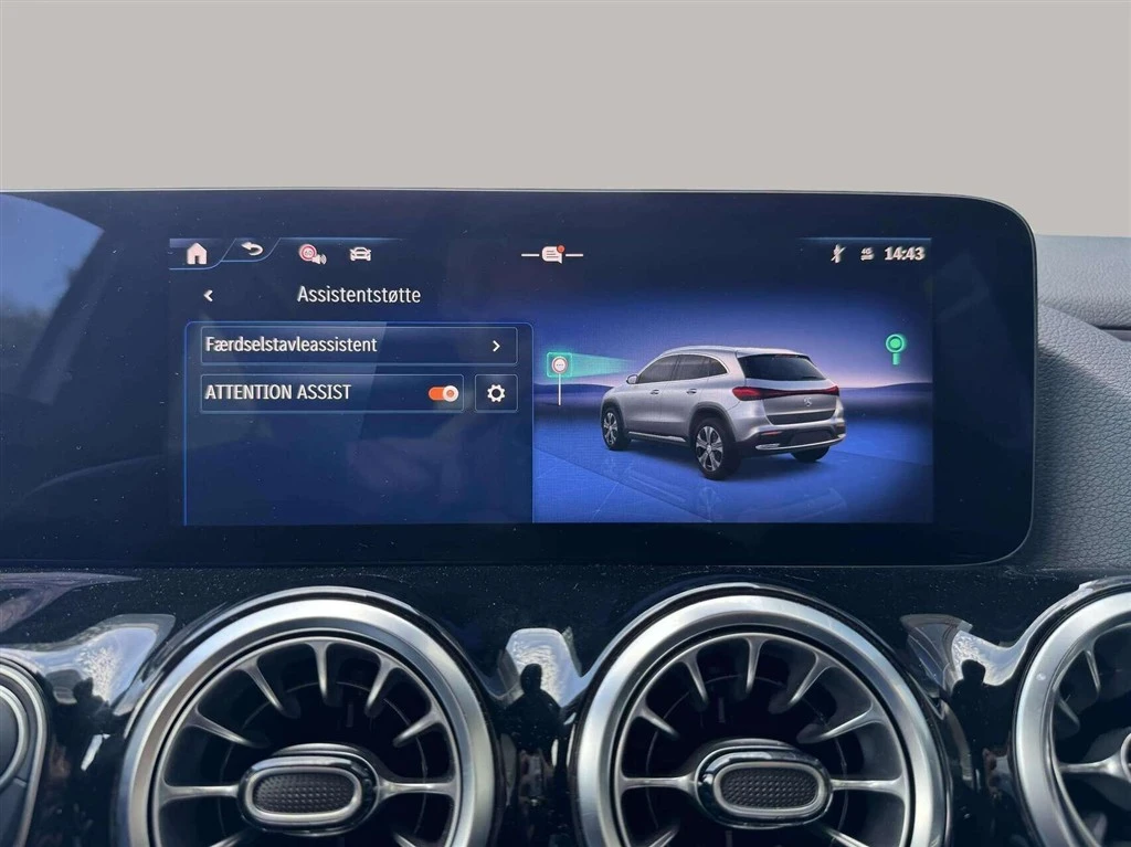 Mercedes-Benz-EQA-image-18