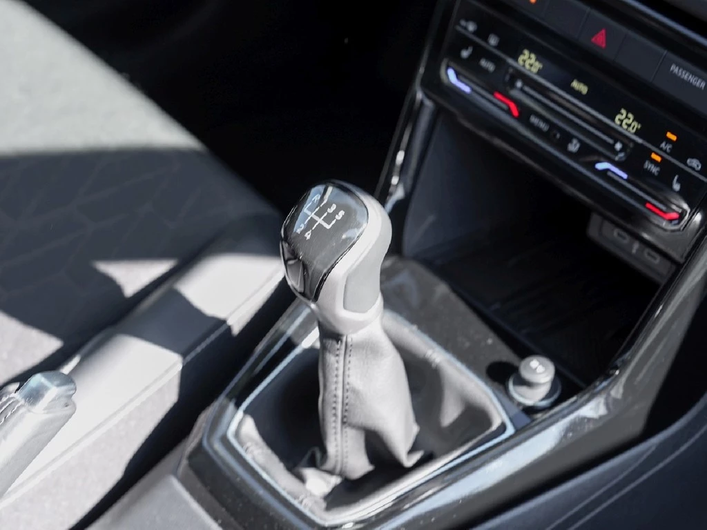 Volkswagen T-Cross 1,0 TSI Goal,LED,Navi,Apple Car Play ACC,ALU 17,Climatronic,Sitzheizung