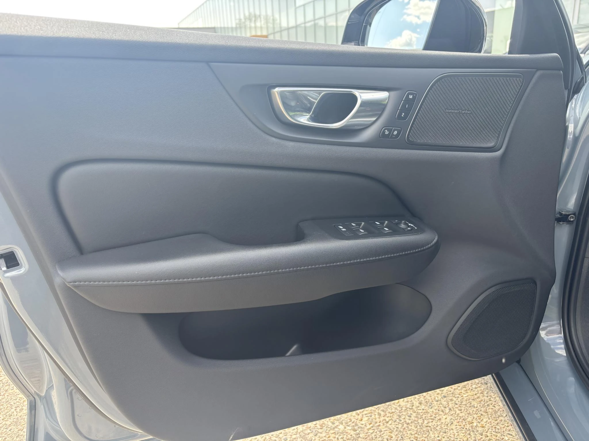 Volvo-S60-image-8