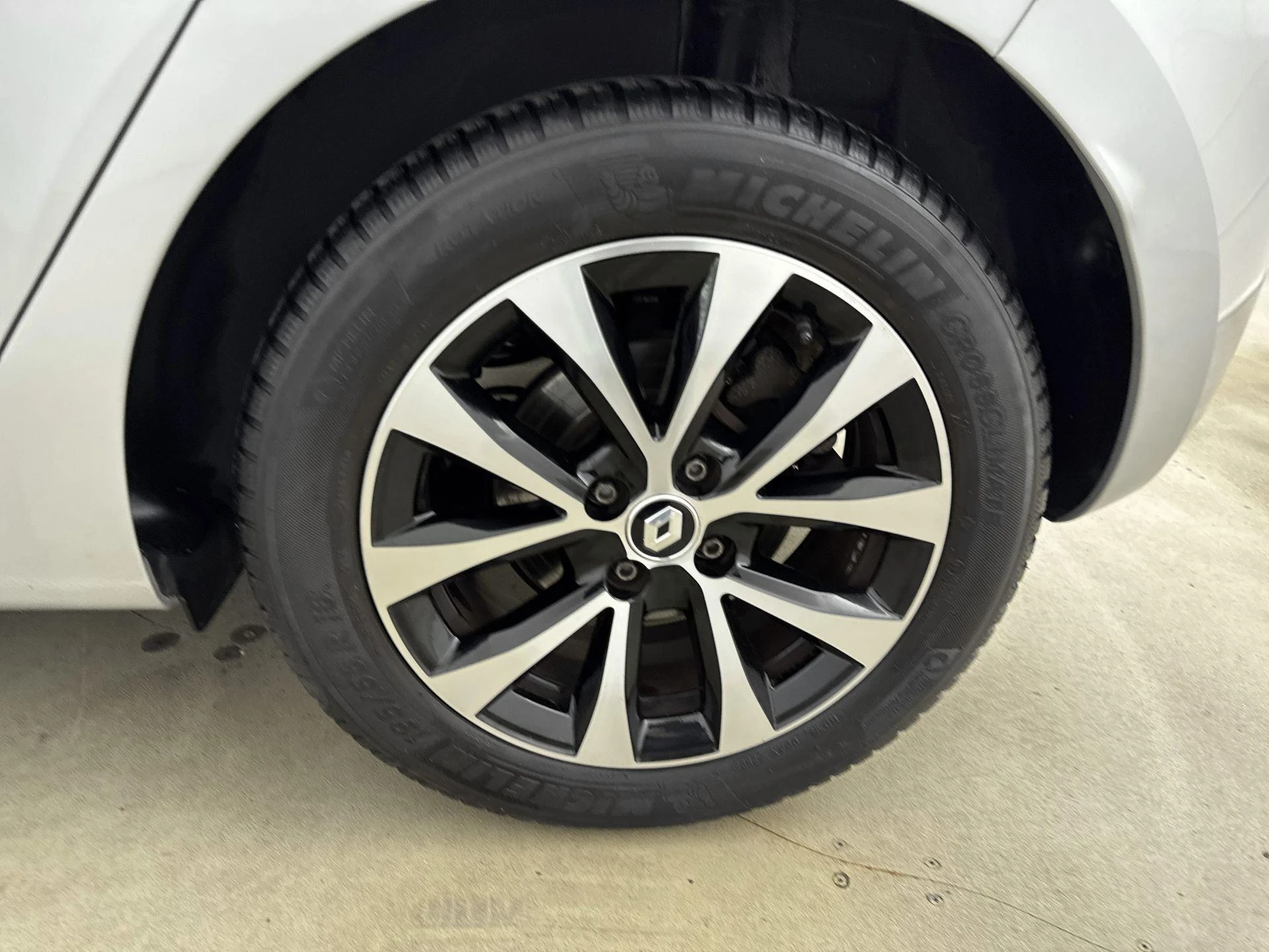 Renault-Clio-image-24