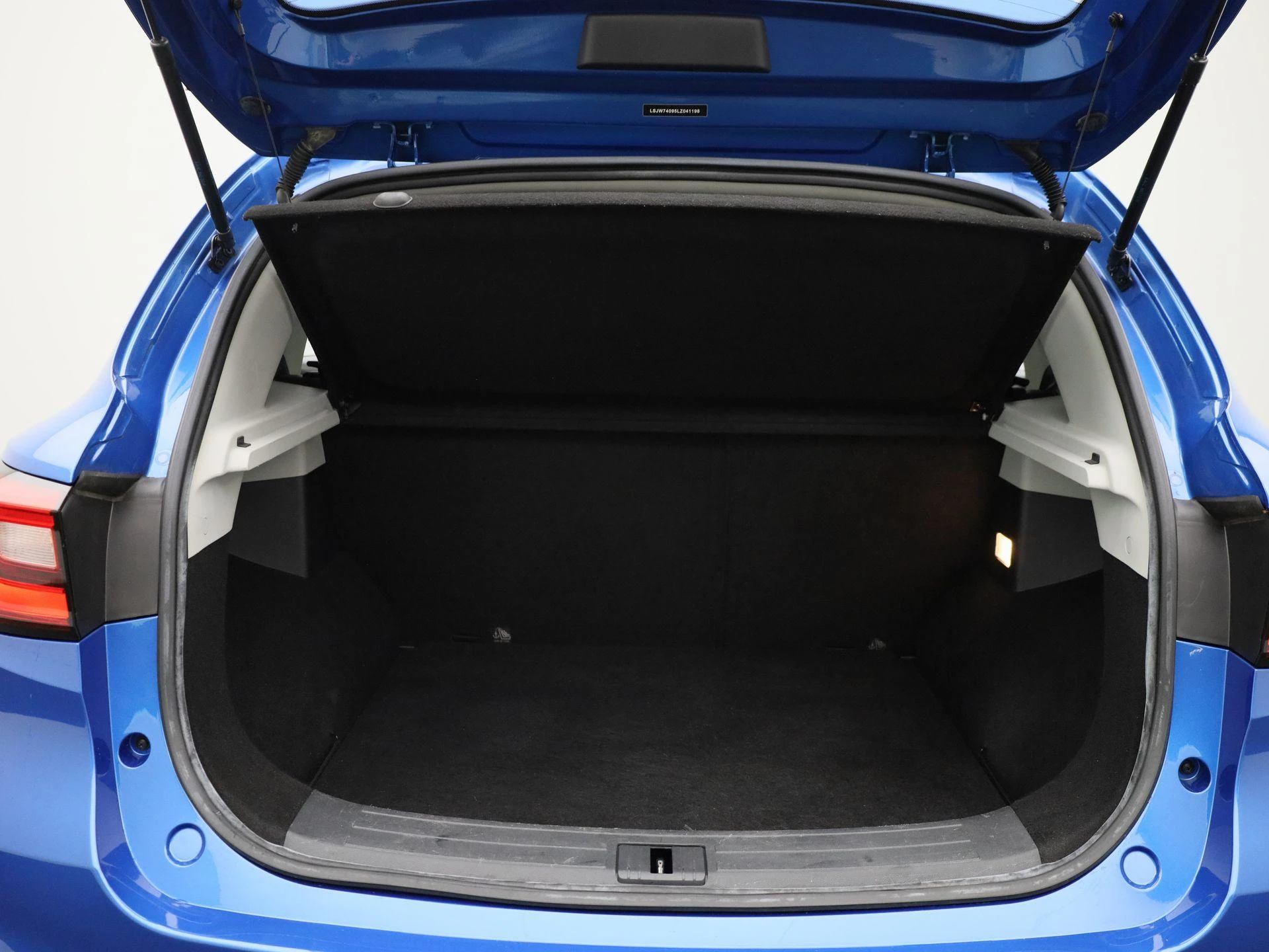 MG-ZS EV-image-14