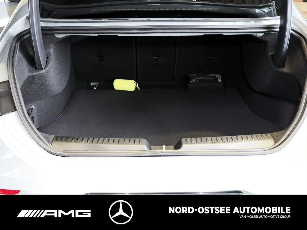 Mercedes-Benz CLA 200 4MATIC AMG PANO NIGHT AHK SUPERSCREEN AMG Line