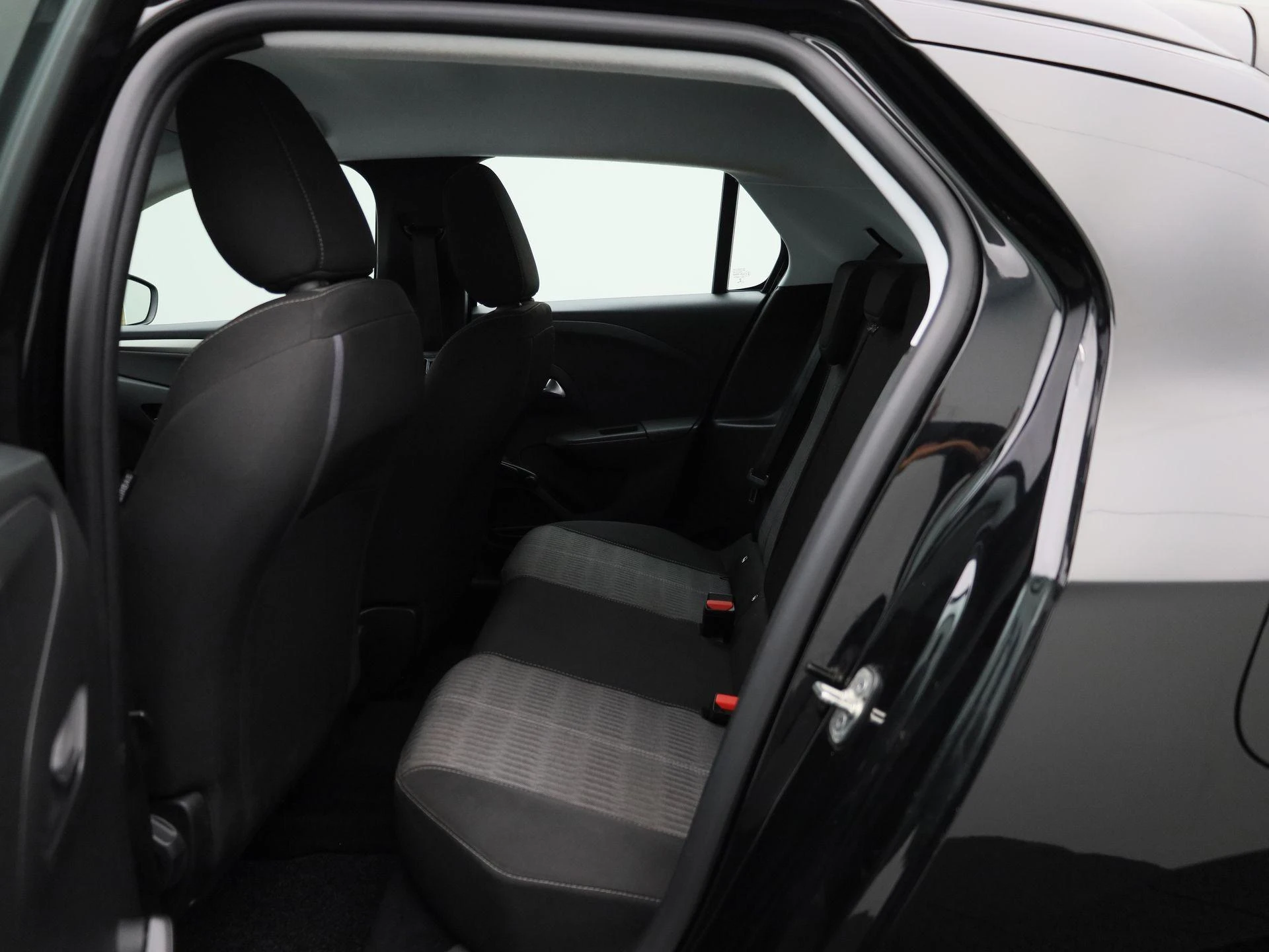 Opel-Corsa-image-9
