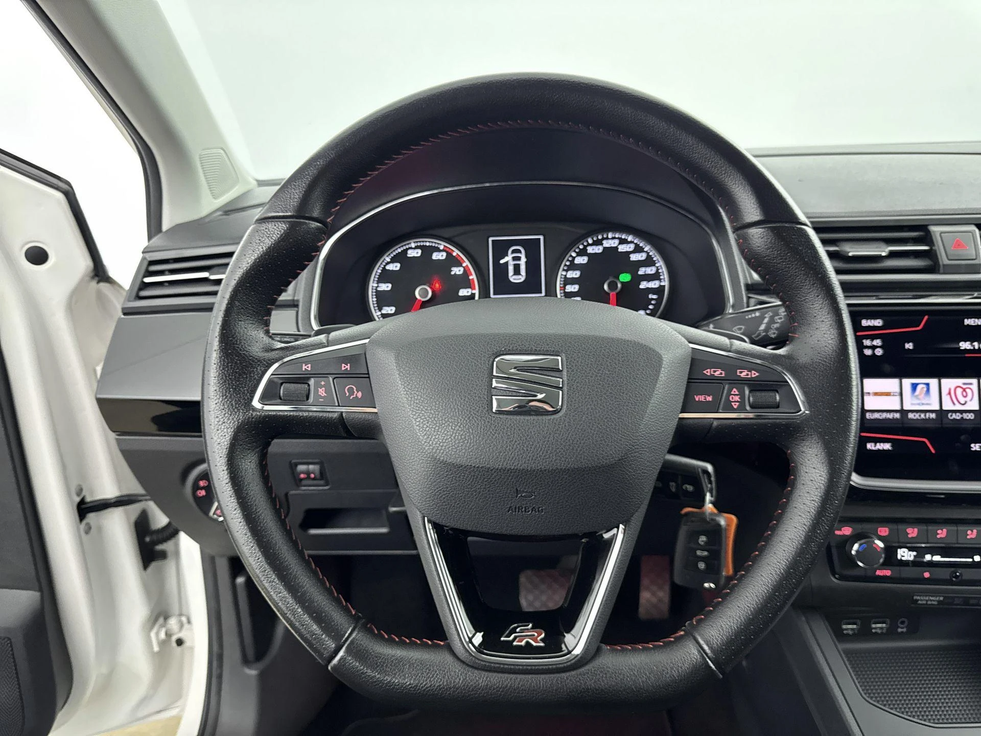 SEAT-Ibiza-image-12