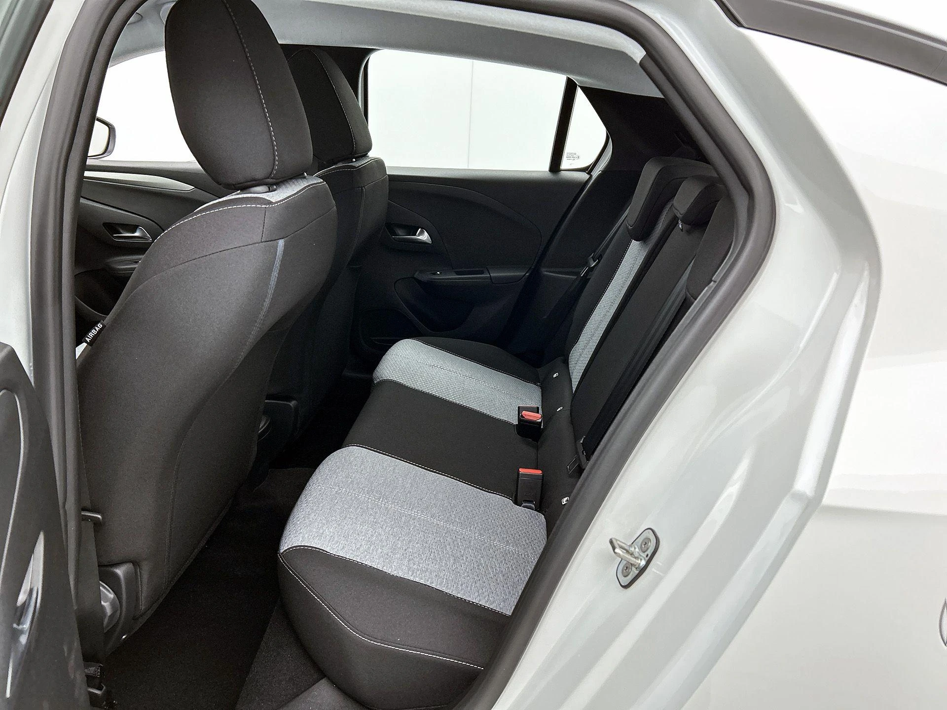 Opel-Corsa-e-image-25