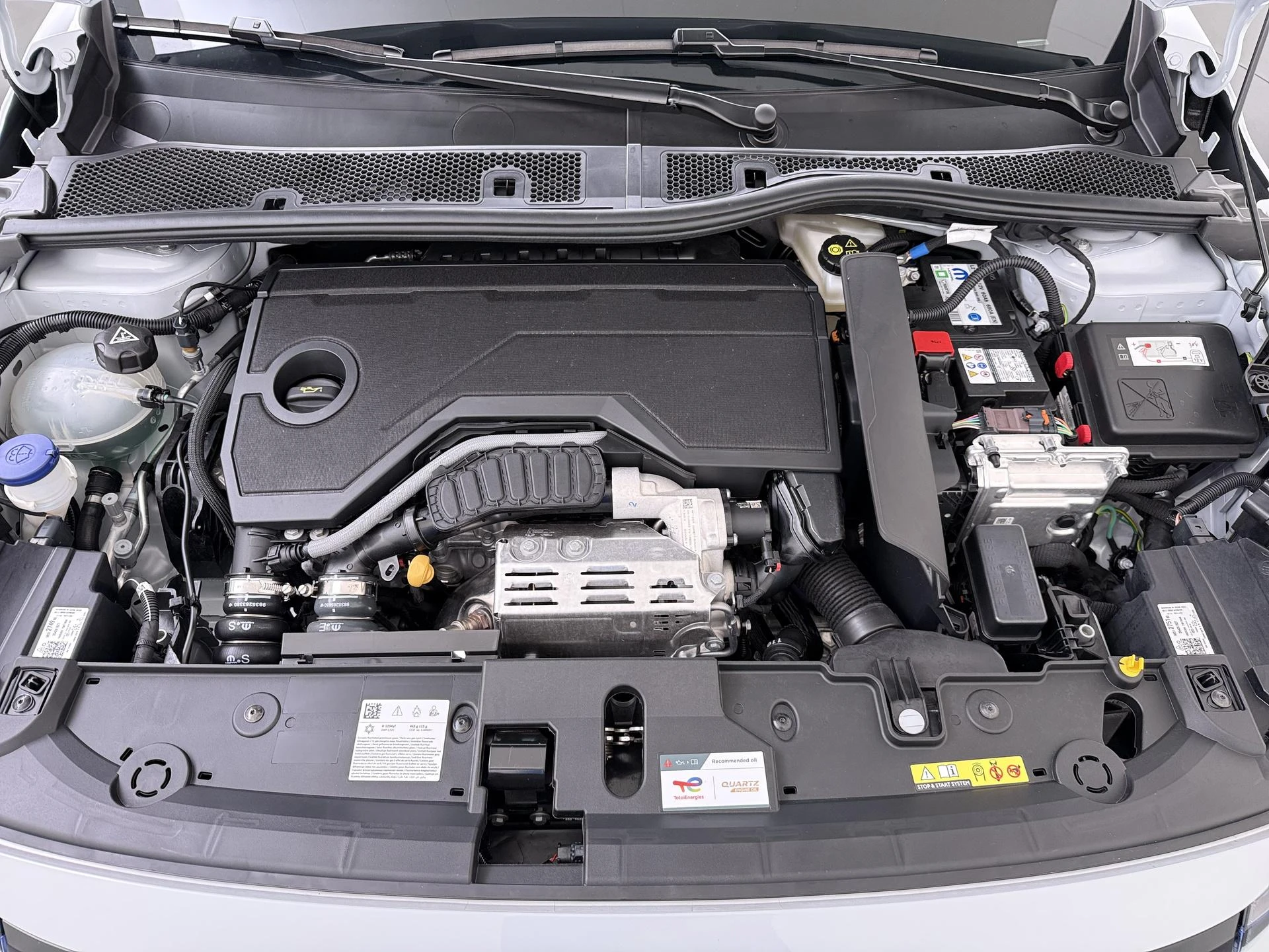 Opel Corsa 1.2 Turbo Hybrid GS