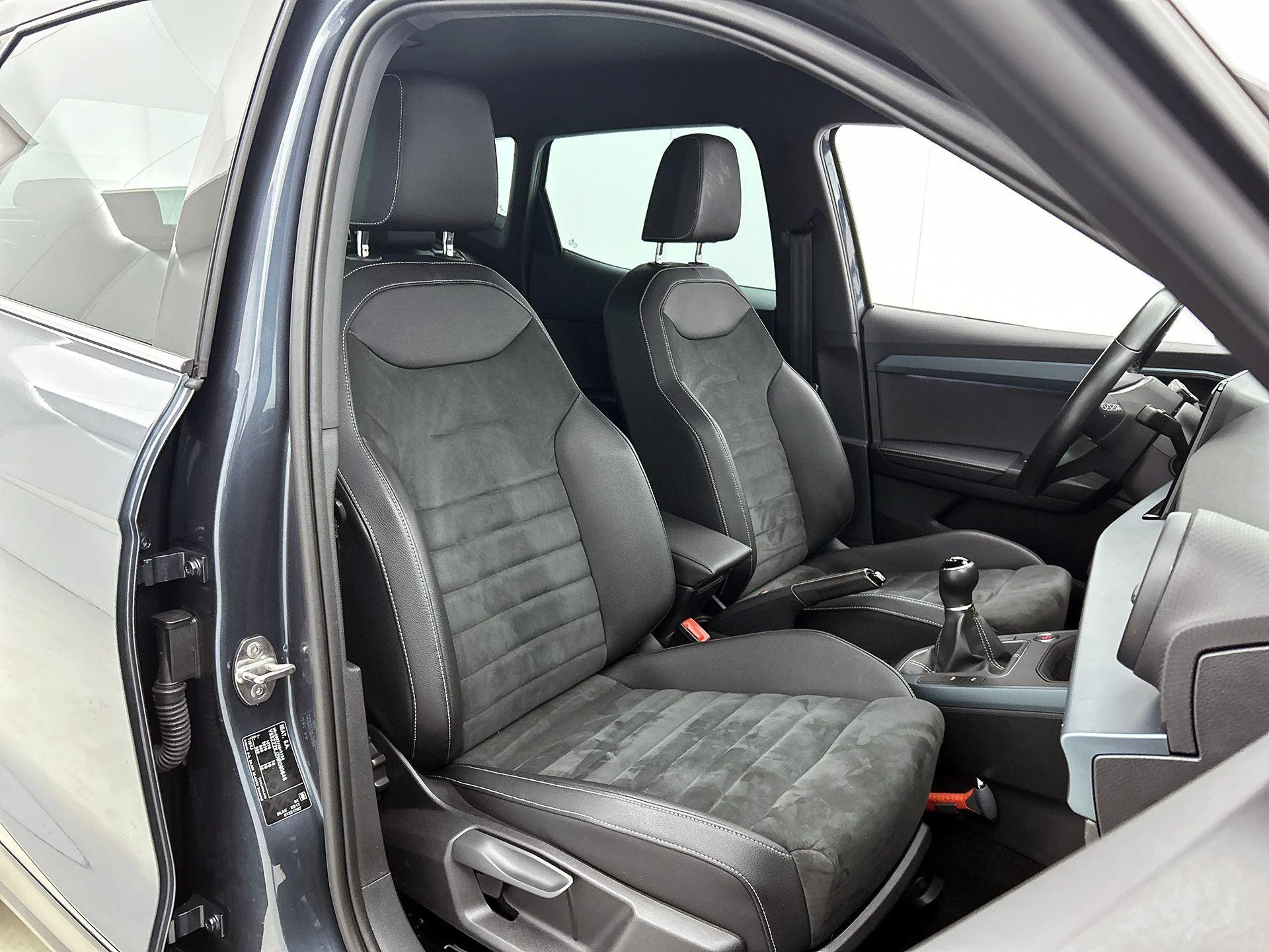 SEAT-Arona-image-35