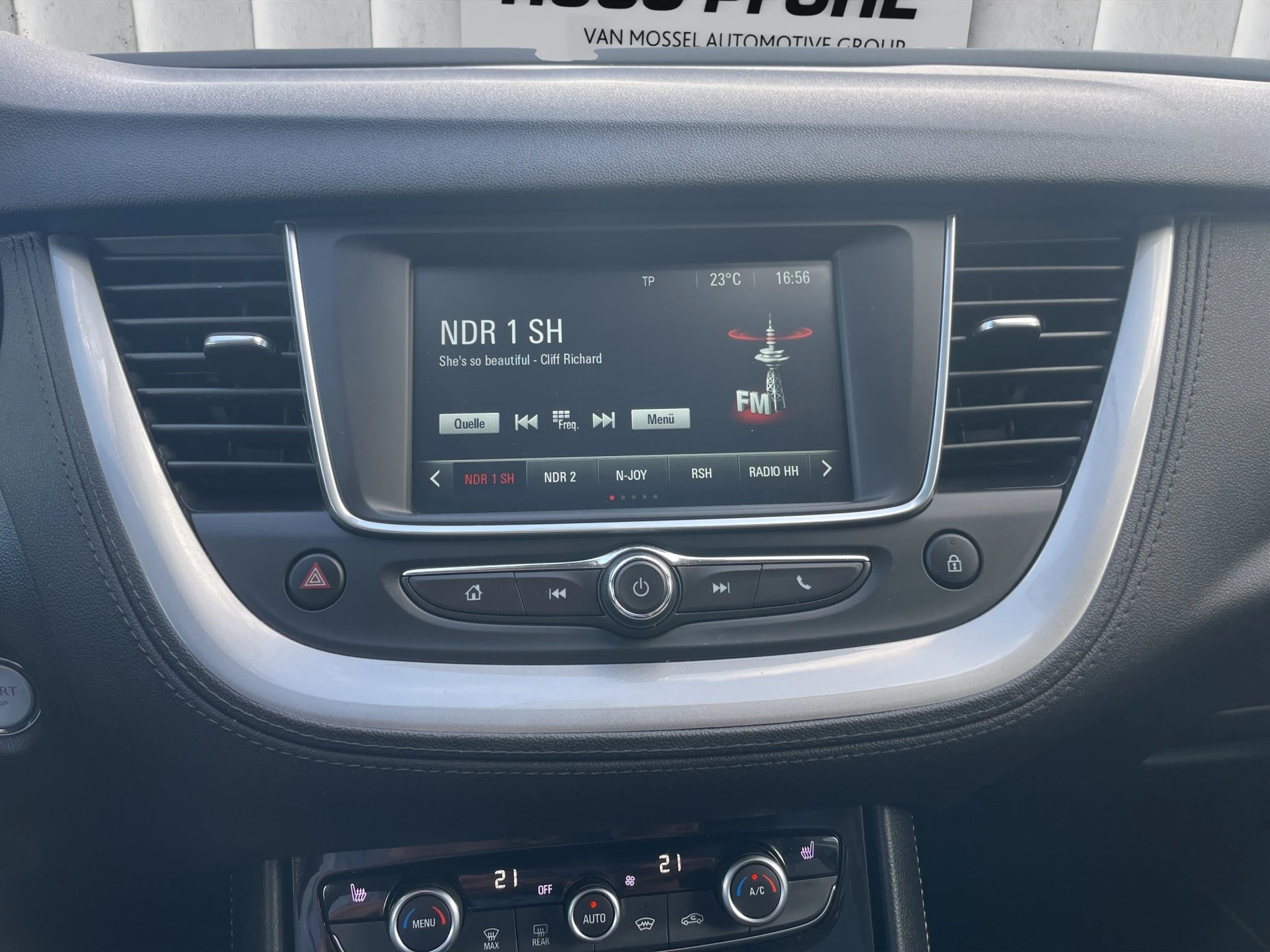 Opel-Grandland X-image-15