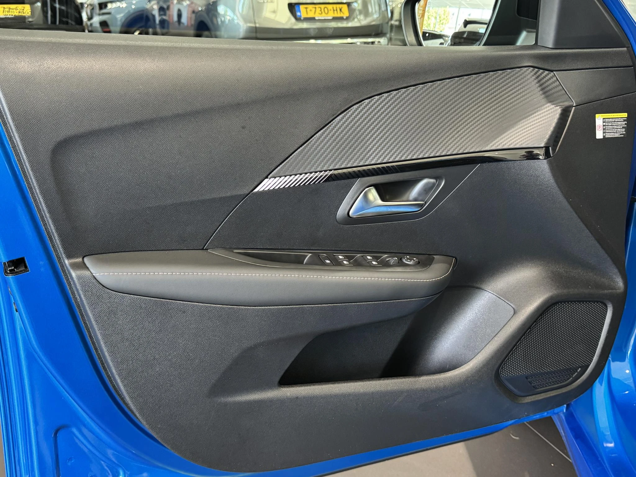 Peugeot 208 1.2 Hybrid 110 e-DCS6 GT