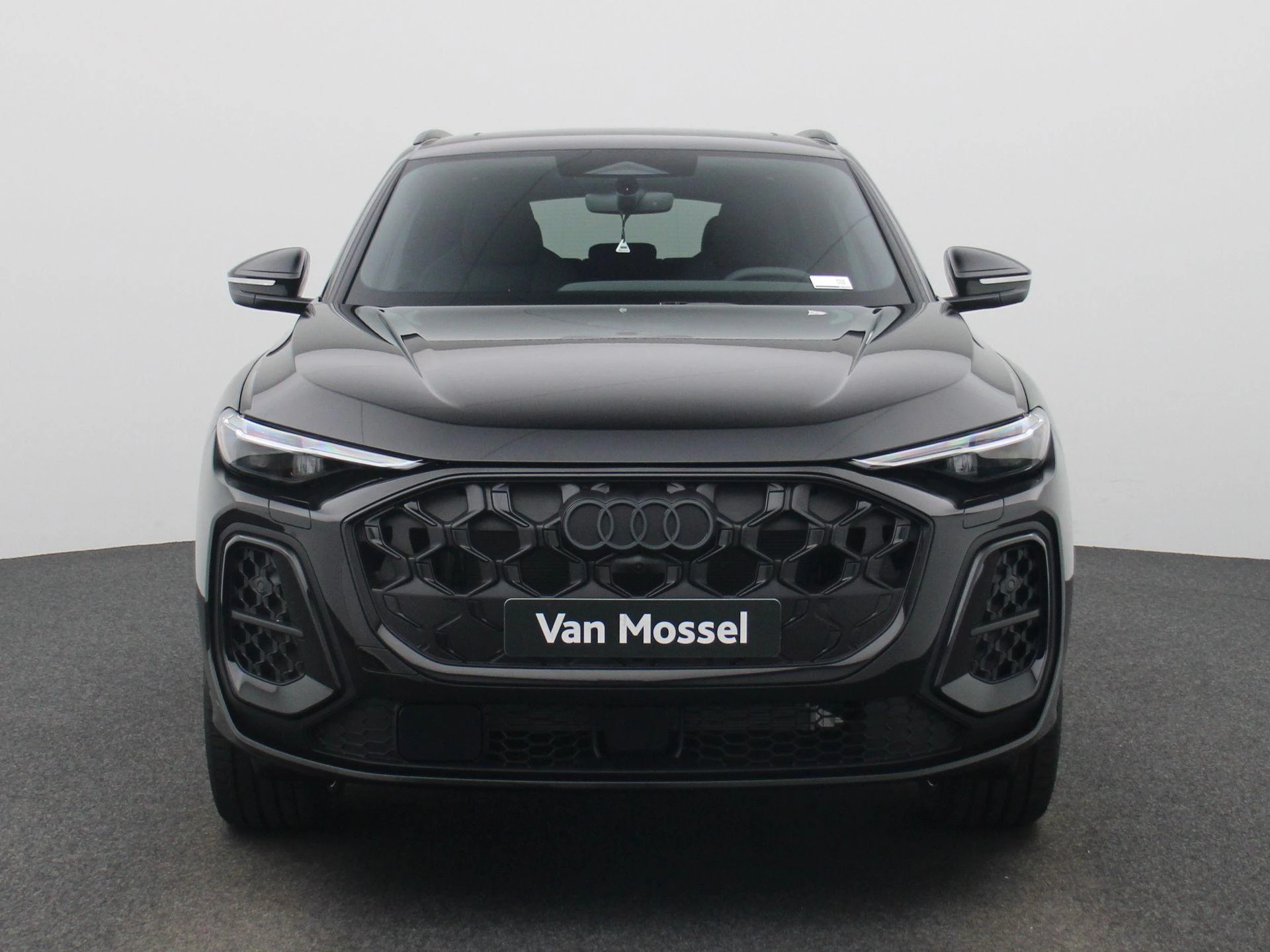 Audi Q5 2.0 TFSI e-hybrid quattro S edition Competition