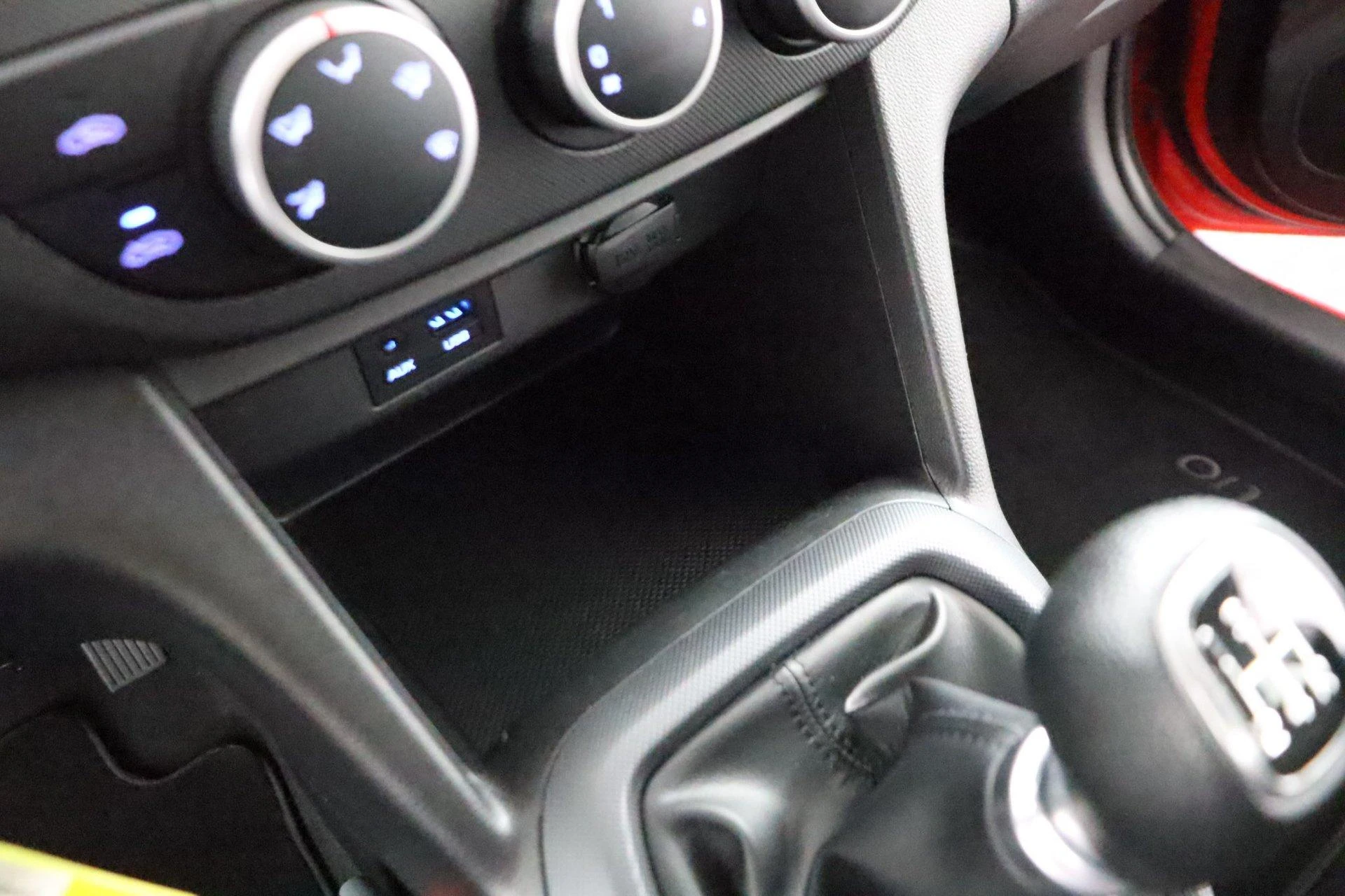 Hyundai-i10-image-40